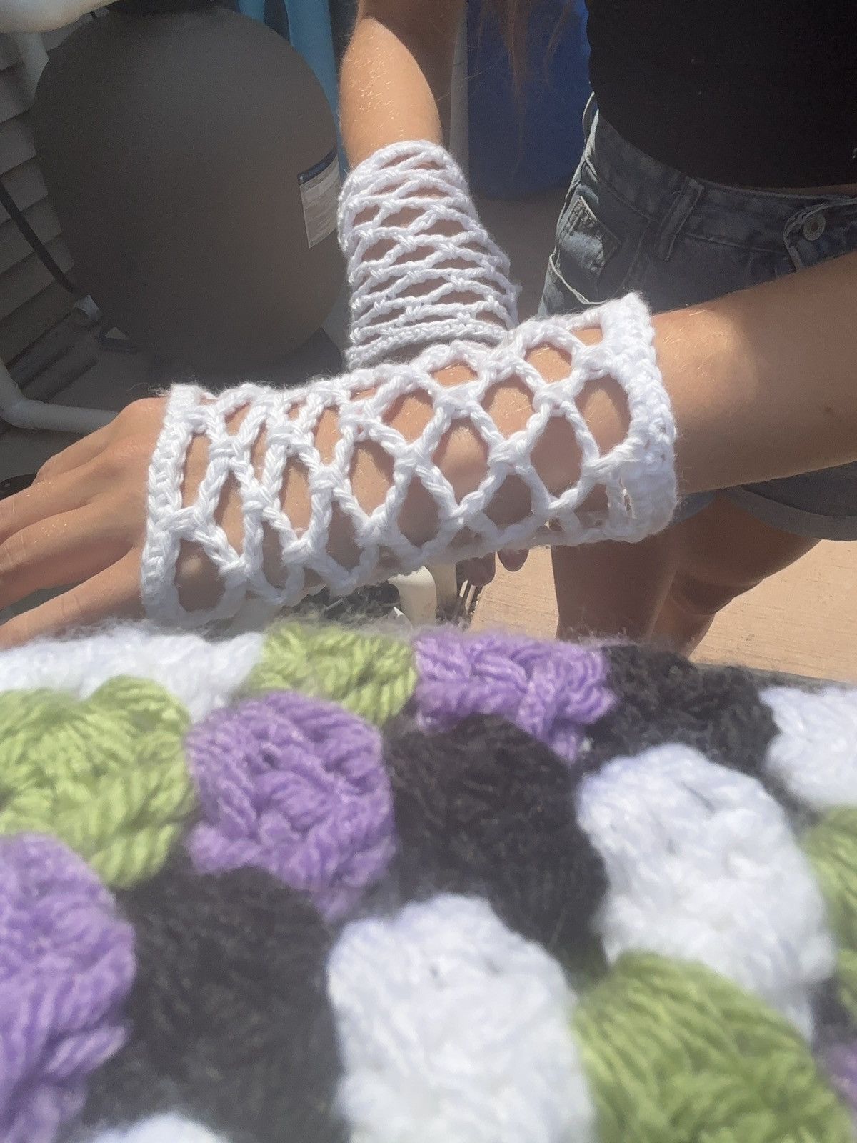 Handmade Crochet Fishnet Fingerless Gloves Size ONE SIZE - 4 Thumbnail