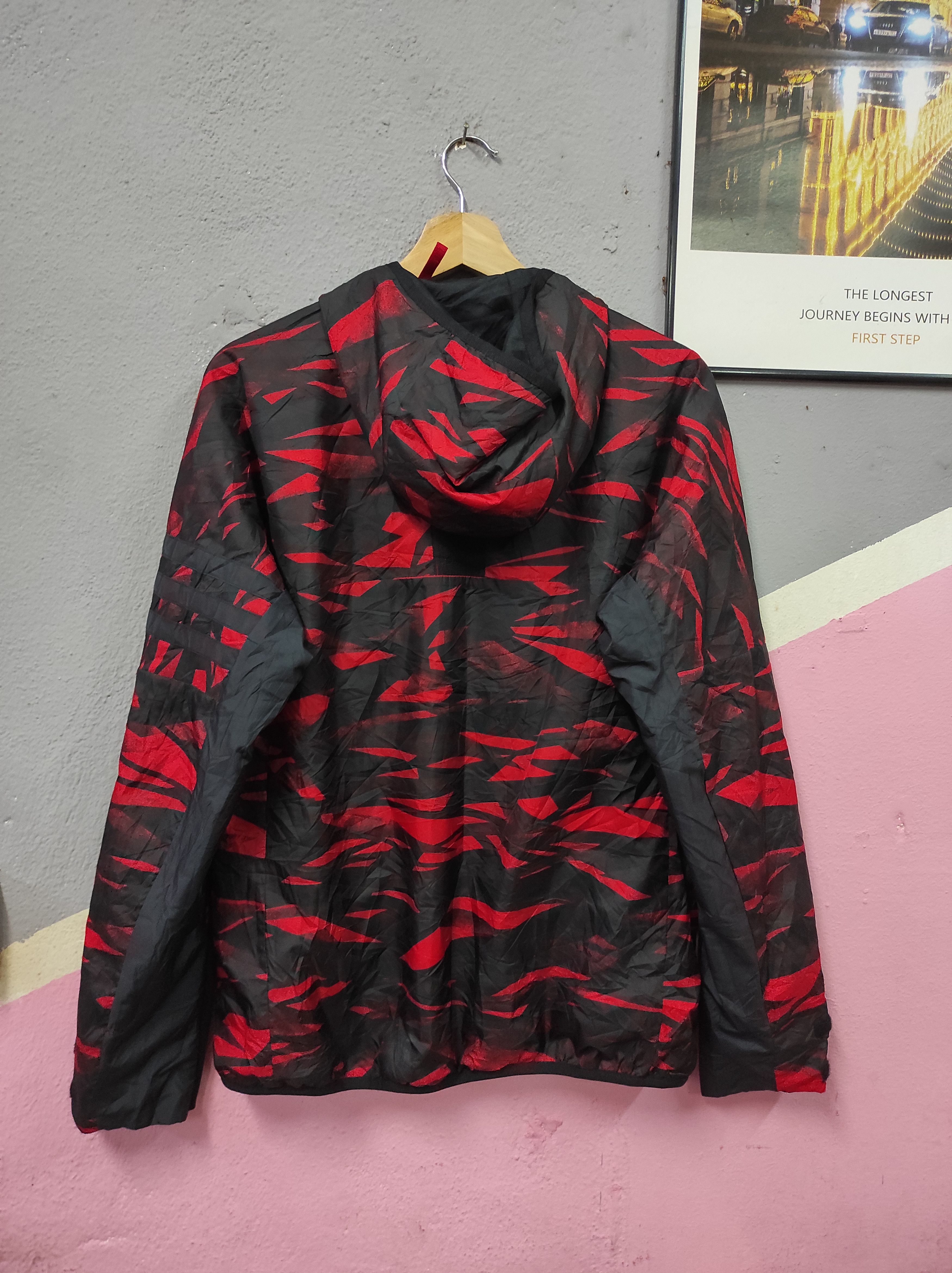 Adidas ADIDAS 5APSFT THREE STRIPES CAMOUFLAGE LIGHT JACKET HOODED Size US M / EU 48-50 / 2 - 9 Thumbnail