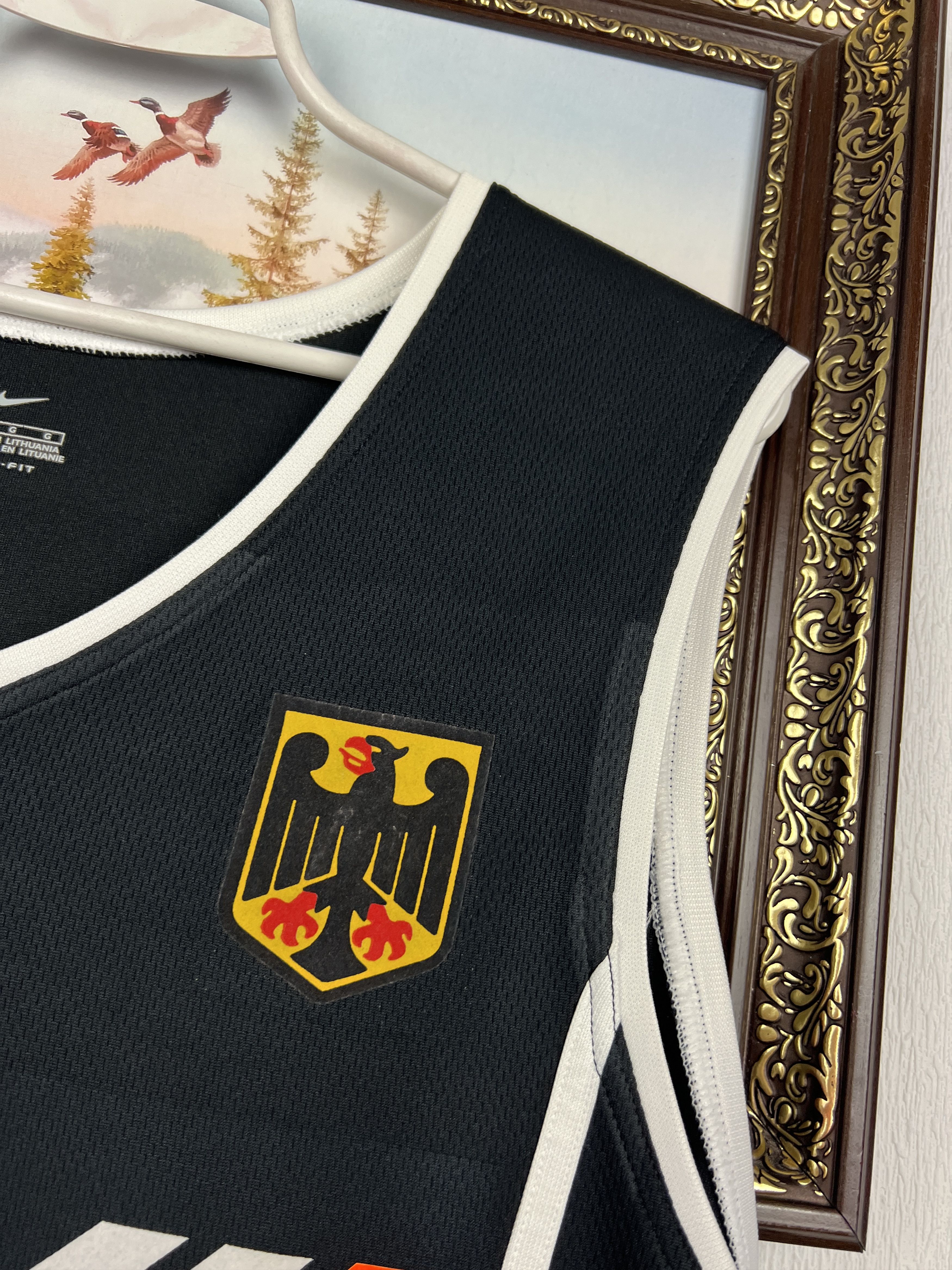 Nike Vintage Nike Germany Deutchland Basketball Shirt Jersey Rare Size US L / EU 52-54 / 3 - 4 Thumbnail