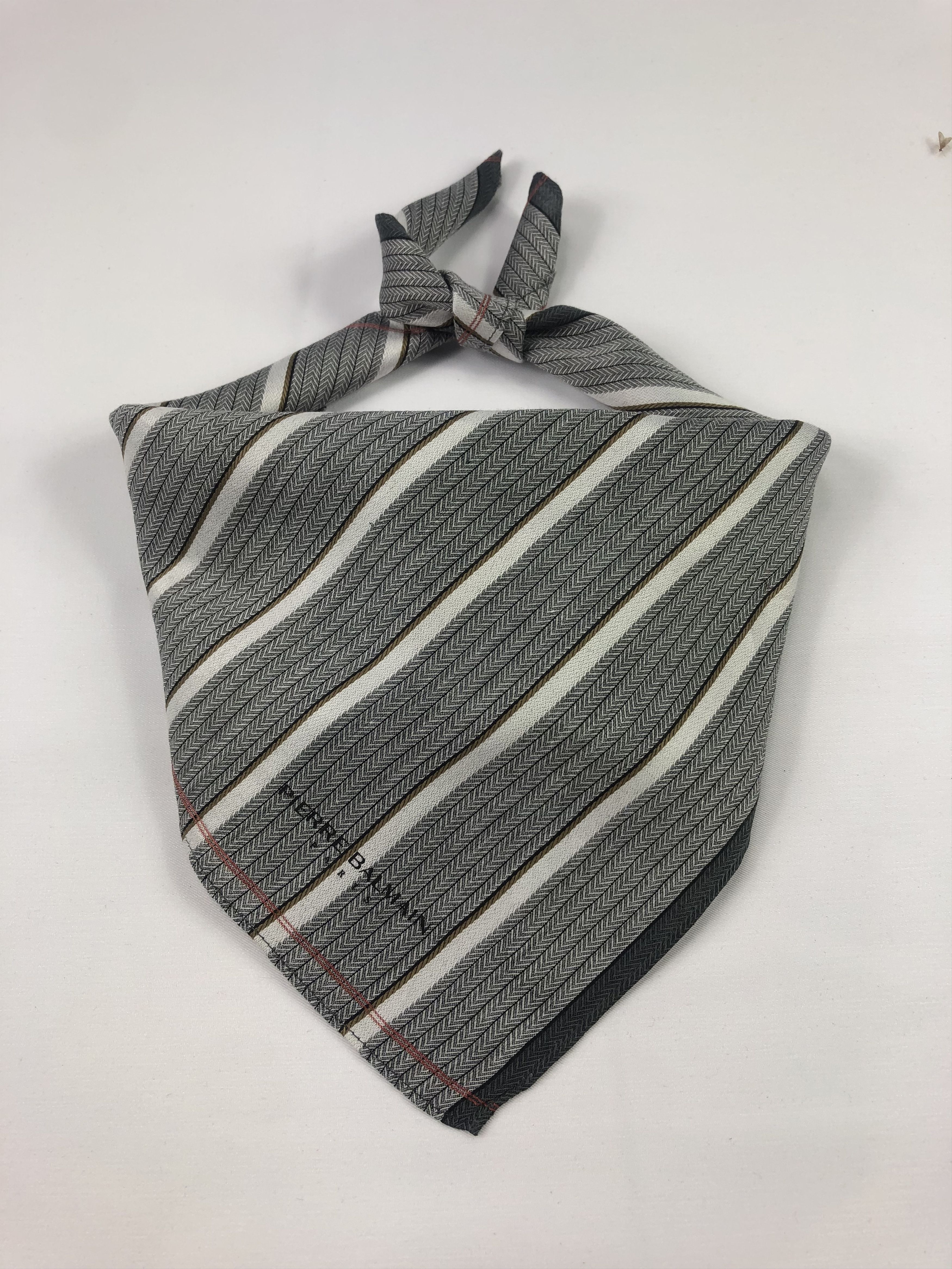 Pierre Balmain Pierre Balmain Handkerchief / Bandana / Neckerchief Size ONE SIZE - 2 Thumbnail