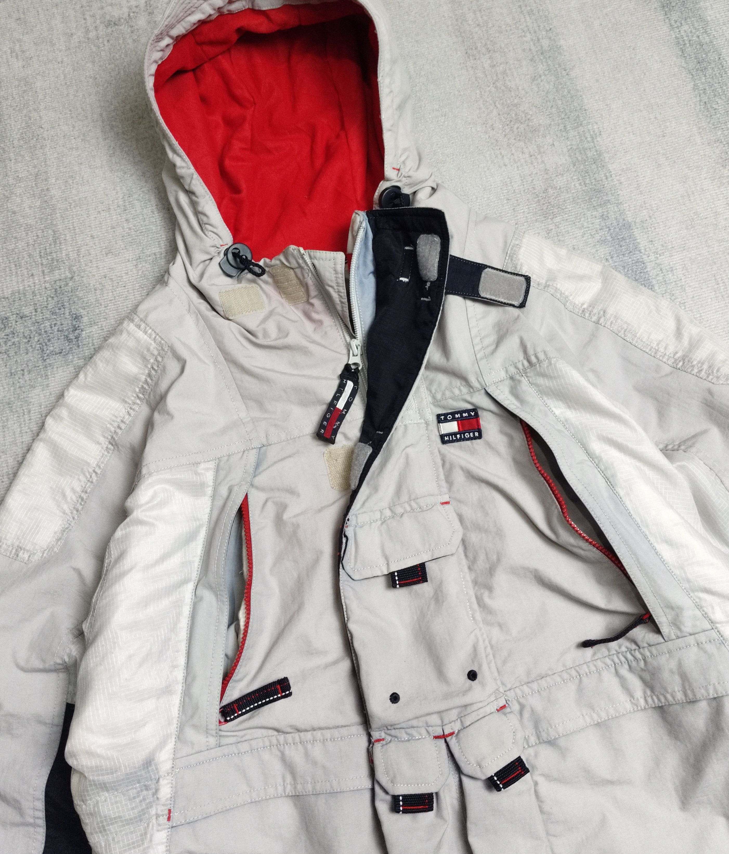 Tommy Hilfiger Vintage Tommy Hilfiger Multi pocket Jacket Size US XL / EU 56 / 4 - 4 Thumbnail