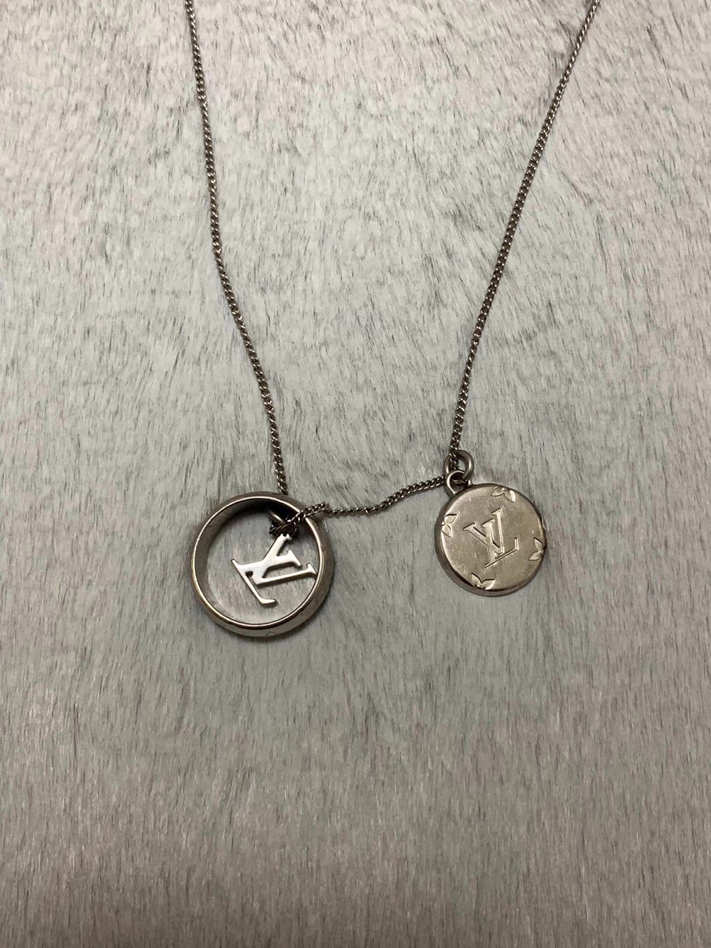 Louis Vuitton Silver Double Pendant Chain Necklace Size ONE SIZE - 1 Thumbnail