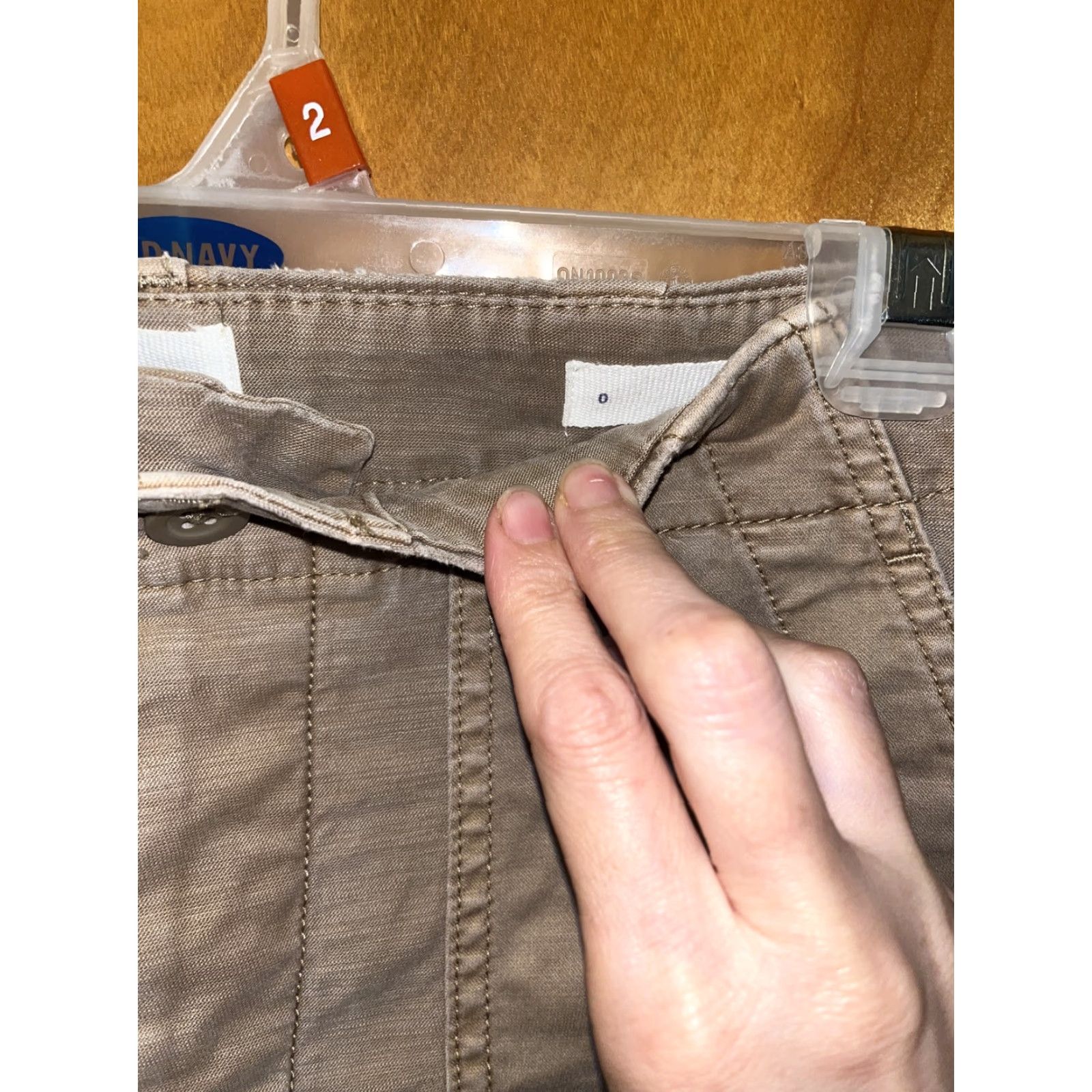 Gap VINTAGE GAP Womens Khaki Cropped Pants Size 0 Brown 24" Inseam Mid Rise Casual Travel Style 90s Size 25" / US 0 / IT 36 - 4 Thumbnail