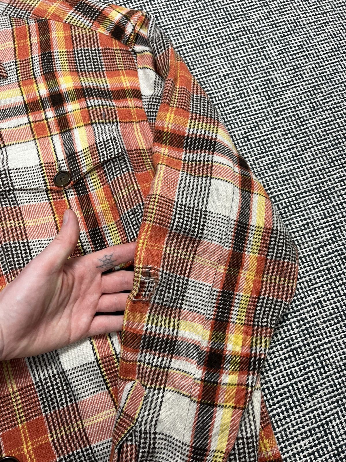 Dolce & Gabbana y2k D&G Dolce & Gabbana distressed oversized flannel shirt Size US L / EU 52-54 / 3 - 11 Thumbnail