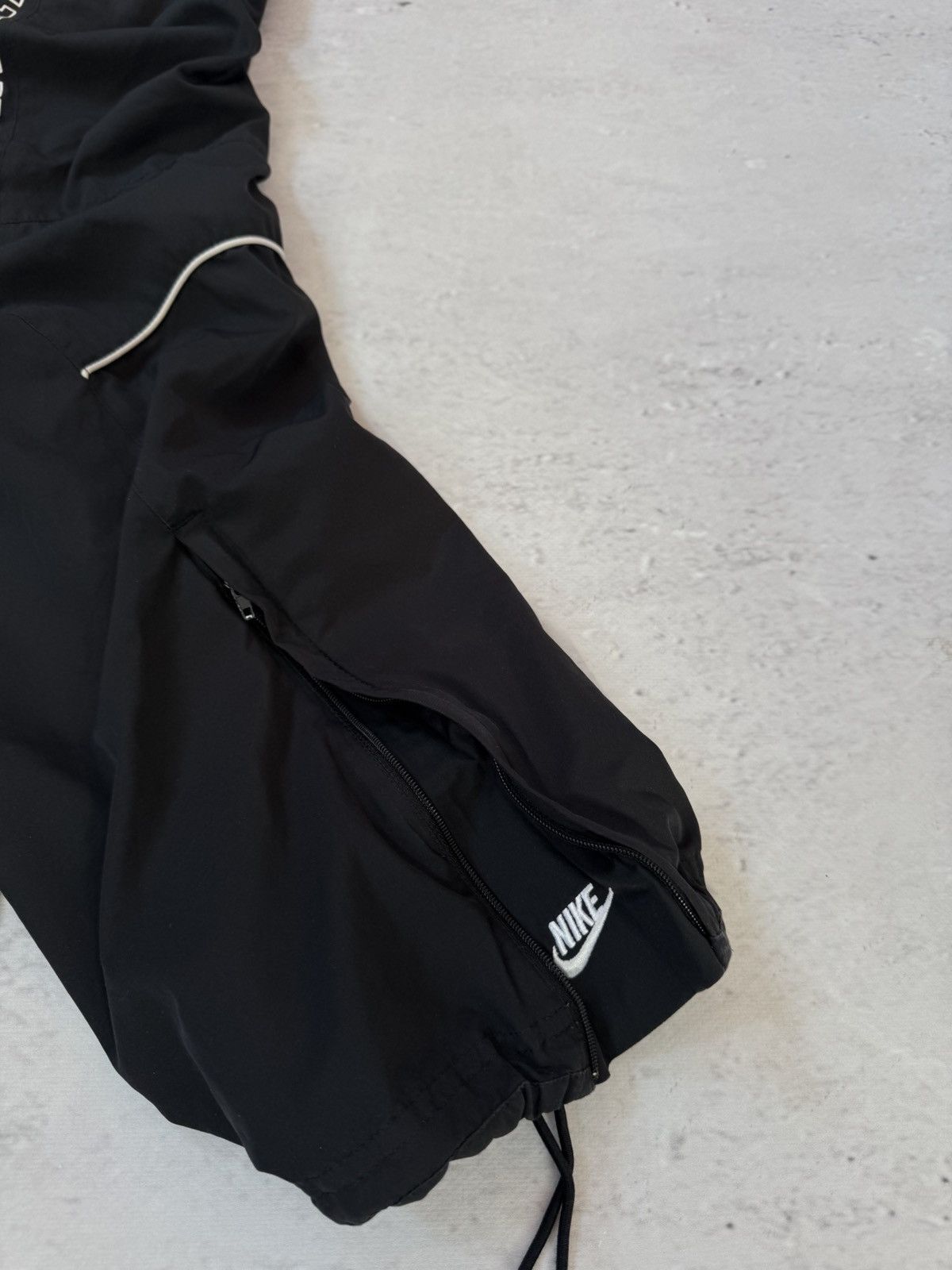 Nike × Vintage NIKE NYLON VINTAGE Y2K OVERSIZE BAGGY FIT PANTS SWEATPANTS Size US 34 / EU 50 - 3 Thumbnail