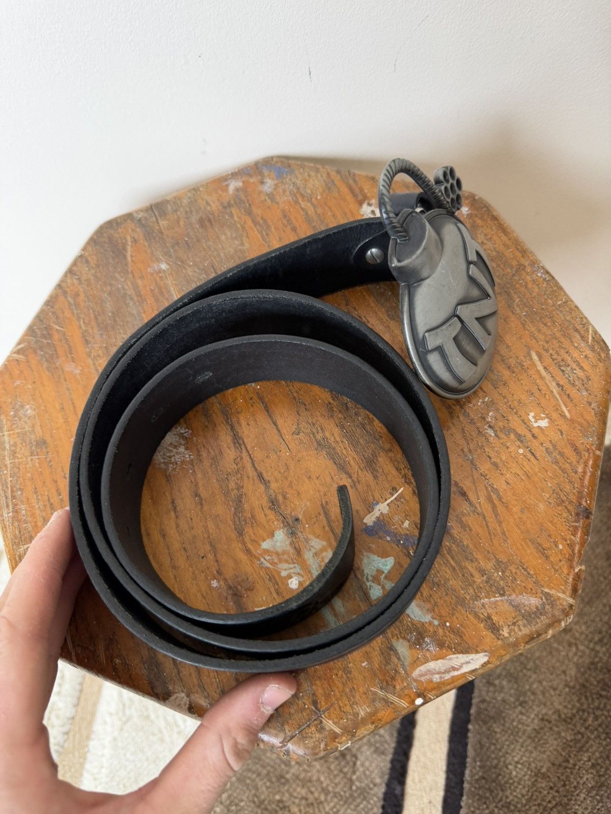 Vintage Vintage 90s Metal Logo TNT Leather Hype Y2K Archive Belt Size ONE SIZE - 4 Thumbnail