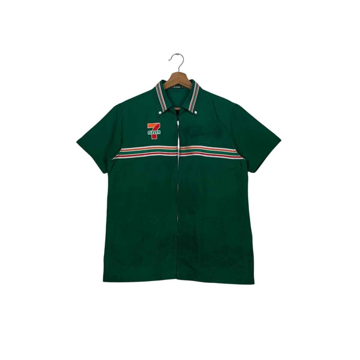 Japanese Brand Vintage 7 ELEVEN Big Logo SS Green Uniform Jacket #2584-C117 Size US M / EU 48-50 / 2 - 1 Thumbnail