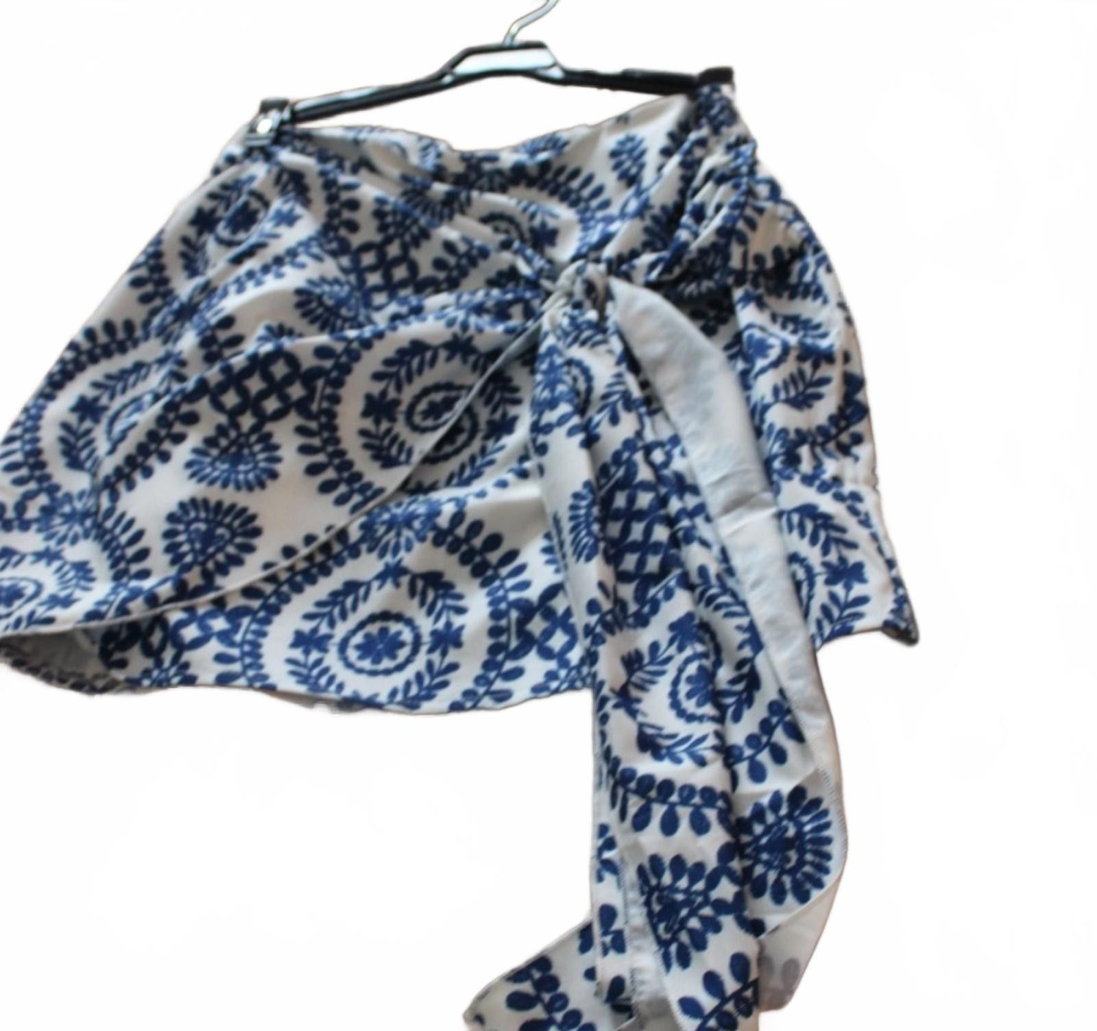 Shein SHEIN Blue and White Printed Wrap Skirt with Tie Detail Sz M Size 32" / US 10 / IT 46 - 2 Thumbnail