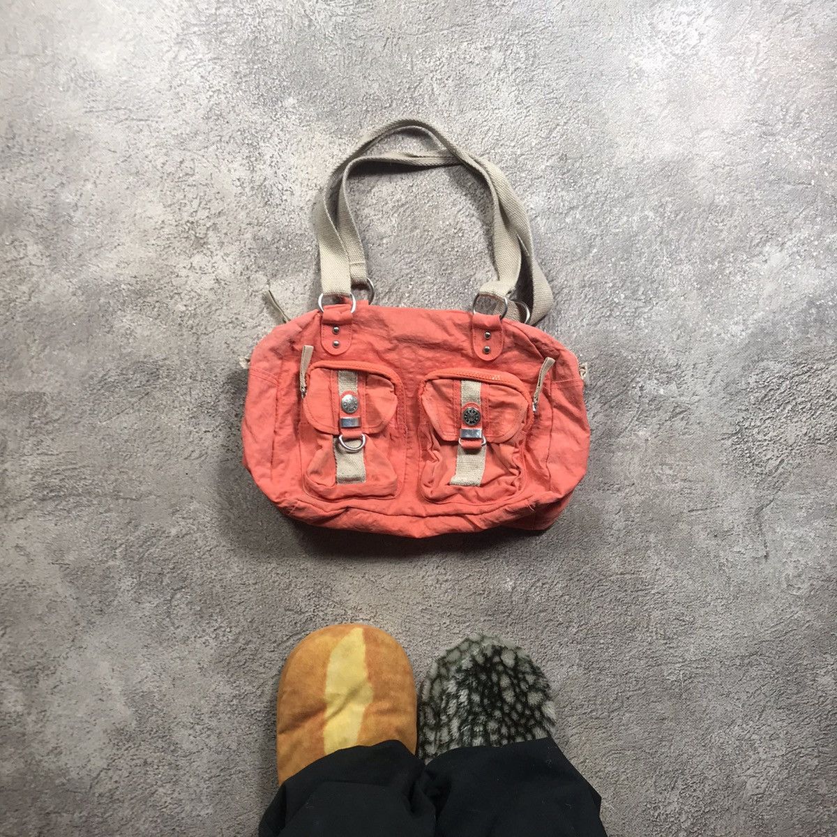 Vintage Vintage Y2K Nylon Crossbody Pocket Bag Japanese Streetwear O Size ONE SIZE - 1 Thumbnail