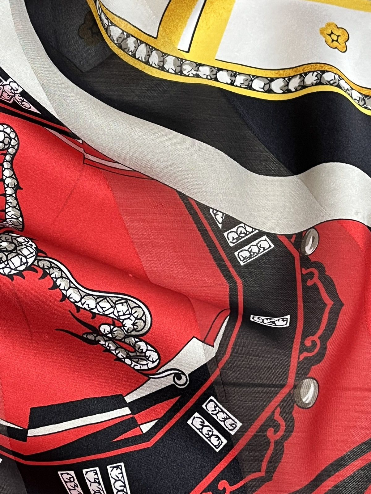 Cartier Cartier Made In France Red Silk Scarf 85x85 Cm Clock Print Size ONE SIZE - 17 Thumbnail