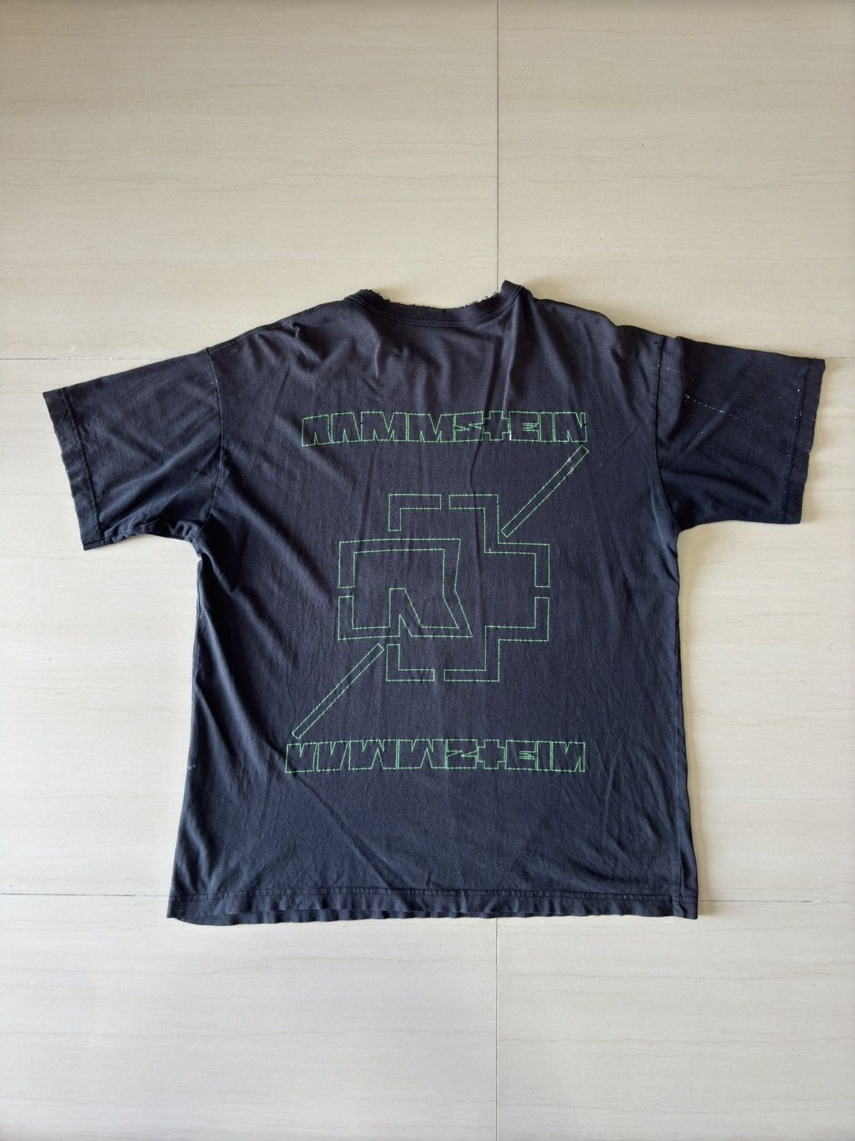 Band Tees × Vintage 2003 Rammstein World Tour 2001/2002 Mutter 00s Vintage Shirt Size US L / EU 52-54 / 3 - 2 Thumbnail