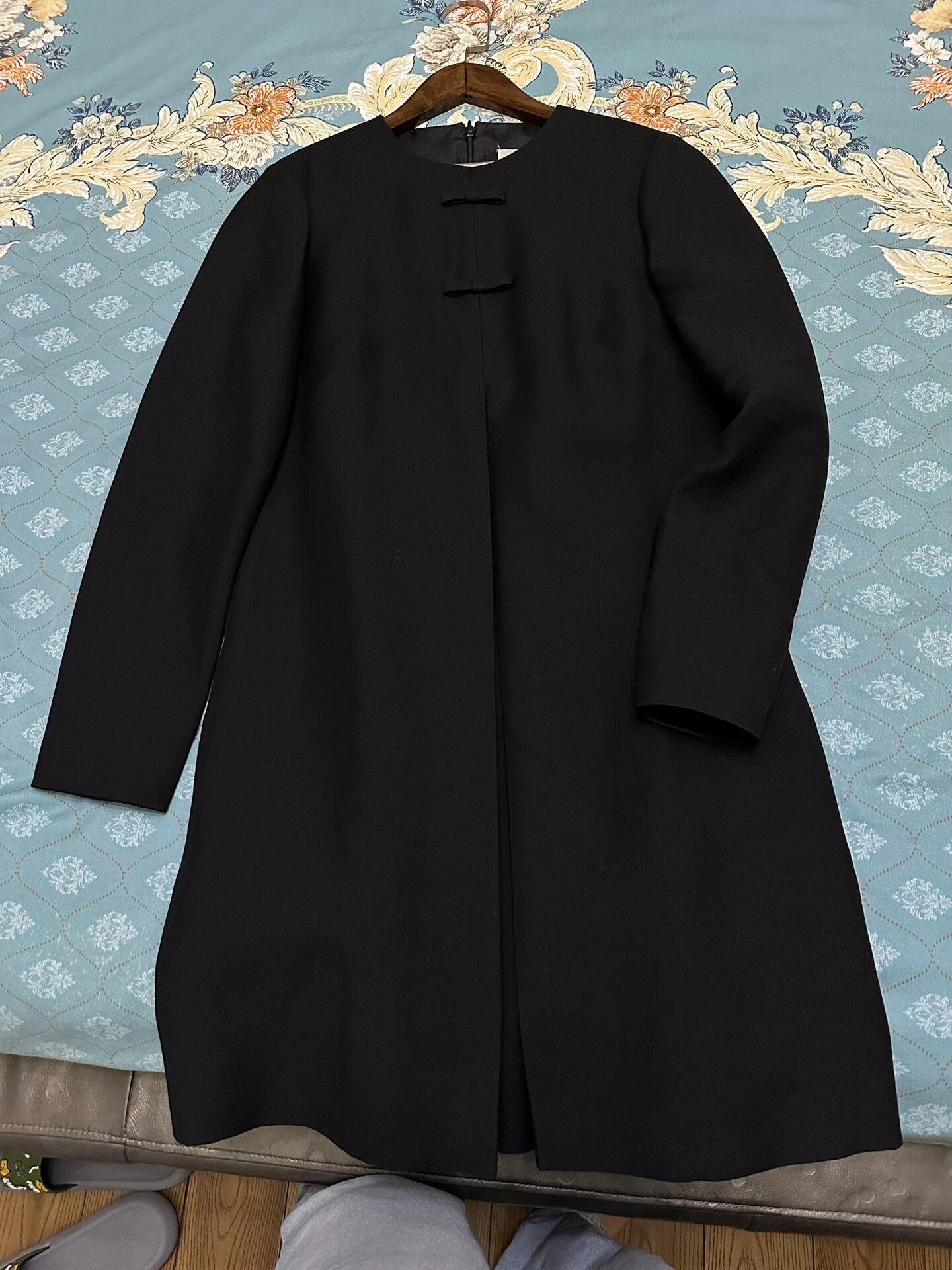 Valentino Valentino Long Dress for Everyday Elegance Size S / US 4 / IT 40 - 1 Thumbnail