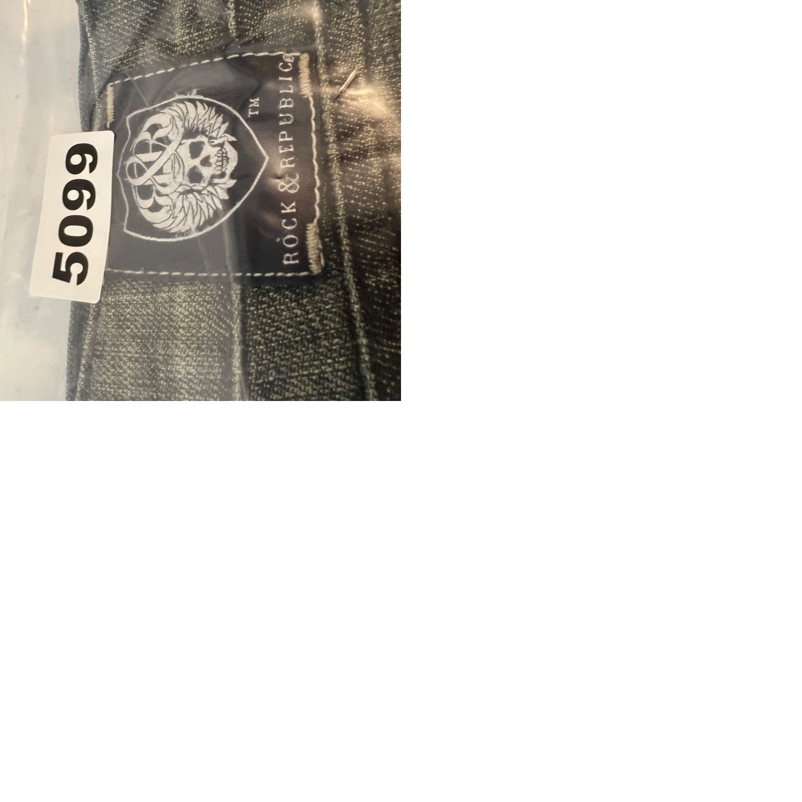 Vintage Rock & Republic Jeans Skinny Distressed Denim 29 Womens Slim 5-Pocket Blue Cotton Blend Inseam 36 Vintage: No Size 29" - 9 Thumbnail