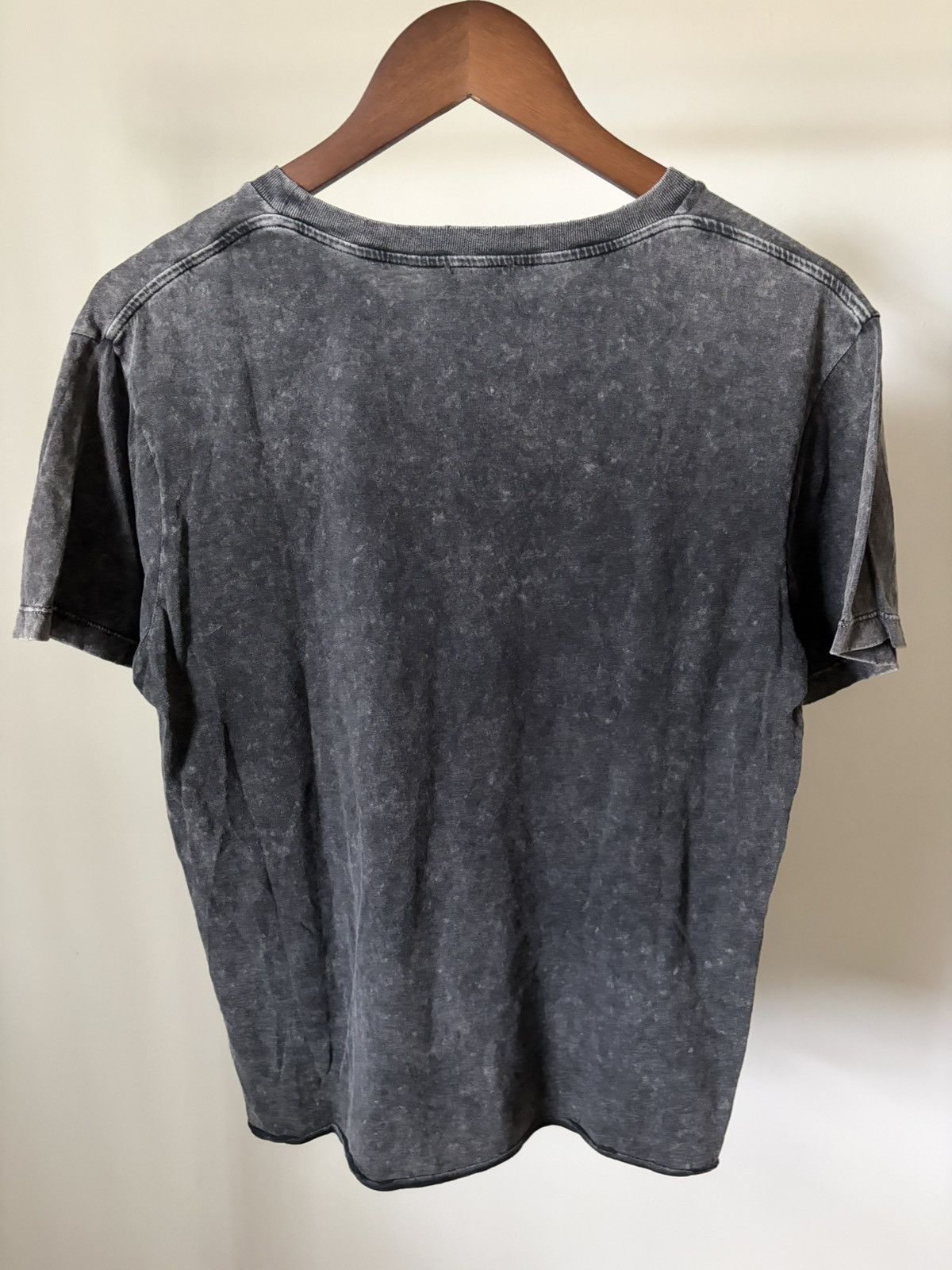 Saint Laurent Paris Saint Laurent Paris 2017 distressed faded T-shirt tee Size US S / EU 44-46 / 1 - 2 Thumbnail