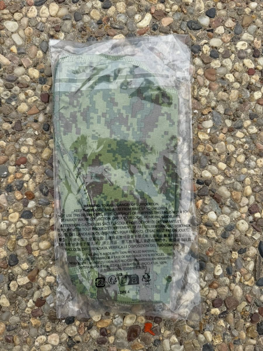 Supreme Supreme Heat Reactive Digi Camo Balaclava (Green) Size ONE SIZE - 2 Thumbnail