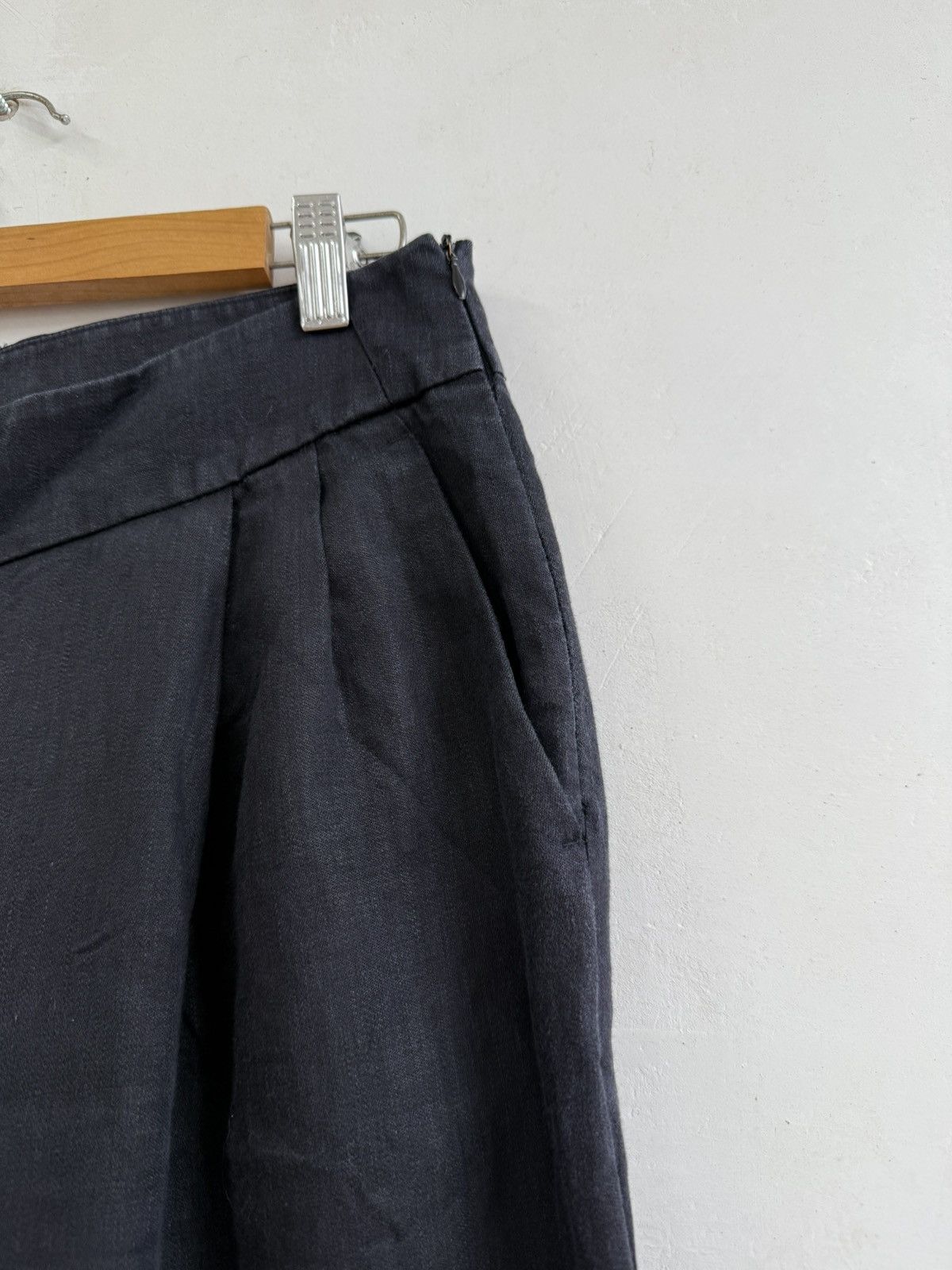Dries Van Noten Dries Van Noten Women’s Linen Culottes Pants Navy size 38 Size 26" / US 2 / IT 38 - 9 Thumbnail