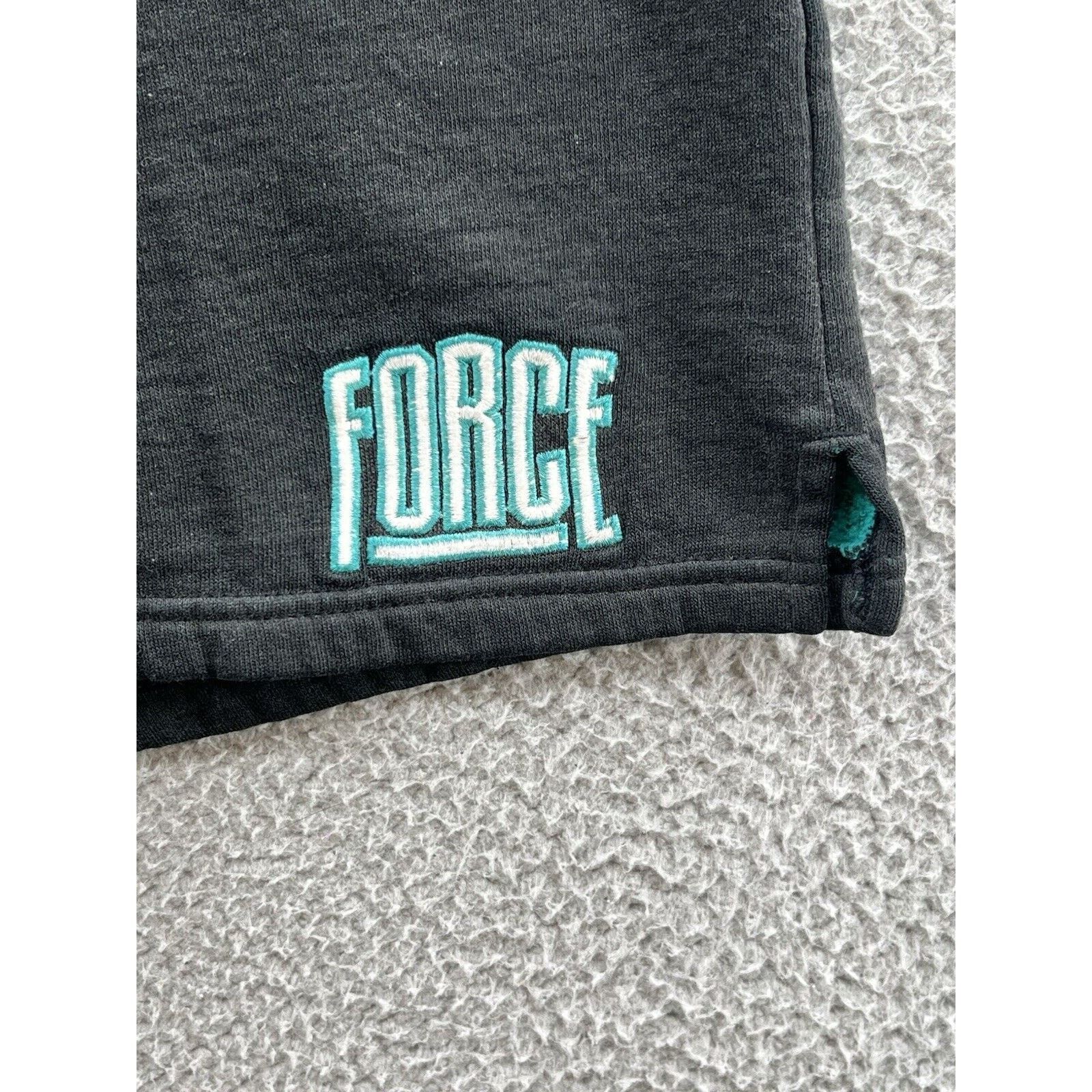 Nike Vintage 80’s Nike Force Black Teal Sweat Shorts Men’s Size Size US 39 - 4 Thumbnail