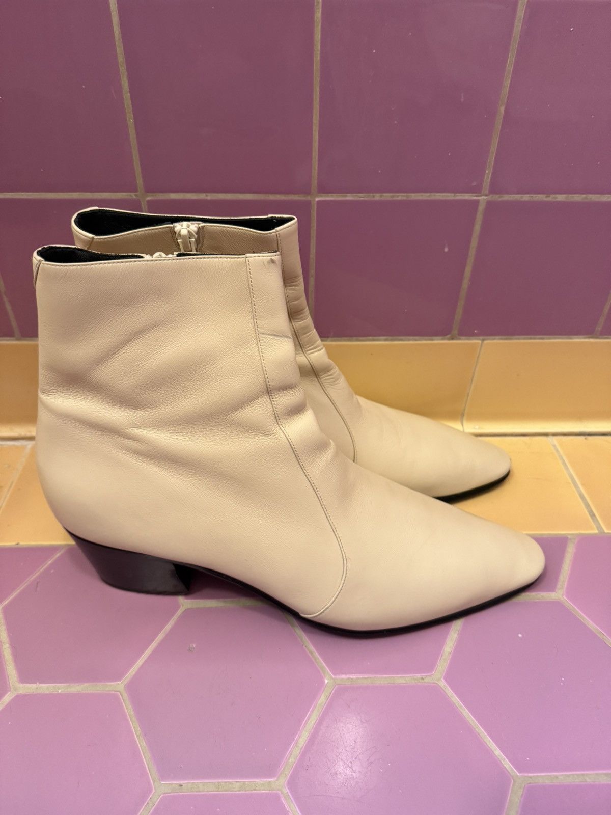 Yves Saint Laurent Vassili smooth leather ankle boot Size US 11 / EU 44 - 6 Thumbnail
