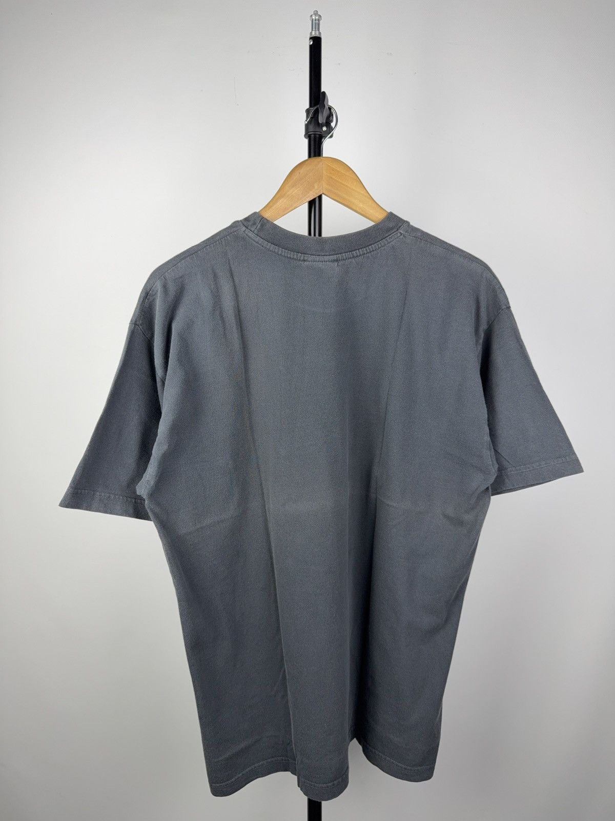 Vintage Vintage 90s Y2K Faded Parody Swiss Alps Logo Tee Whaleo Size US L / EU 52-54 / 3 - 7 Thumbnail