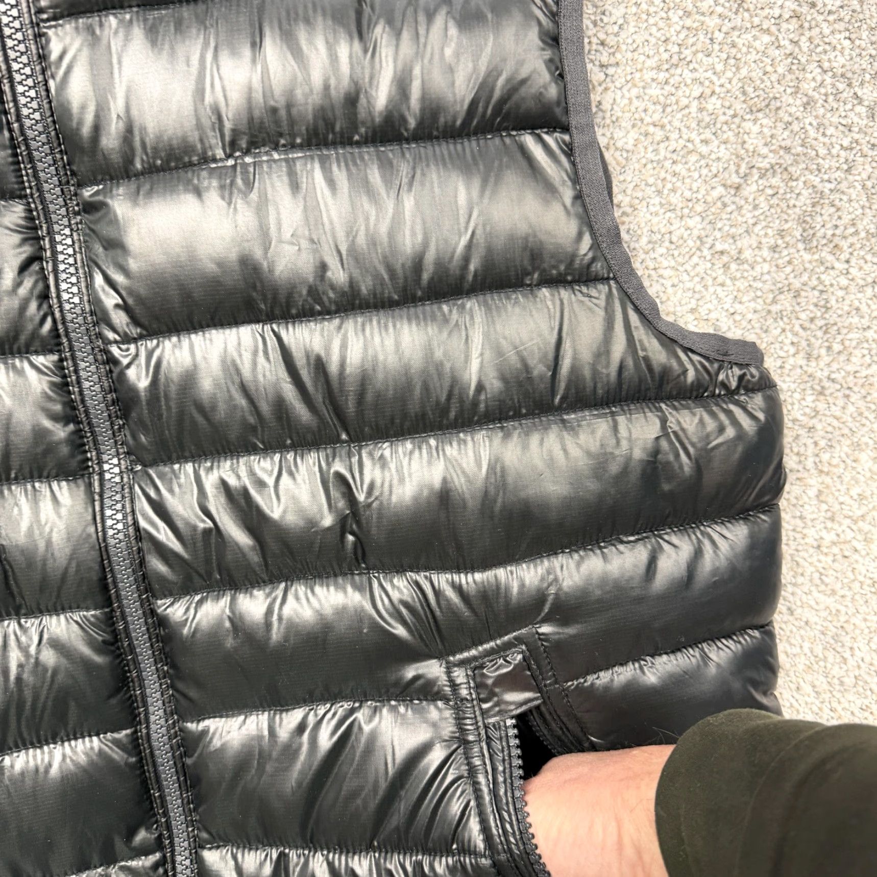 American Eagle Outfitters American Eagle Vest Mens Small Black Quilted Puffer Lightweight Full Zip Pockets Size US S / EU 44-46 / 1 - 5 Thumbnail