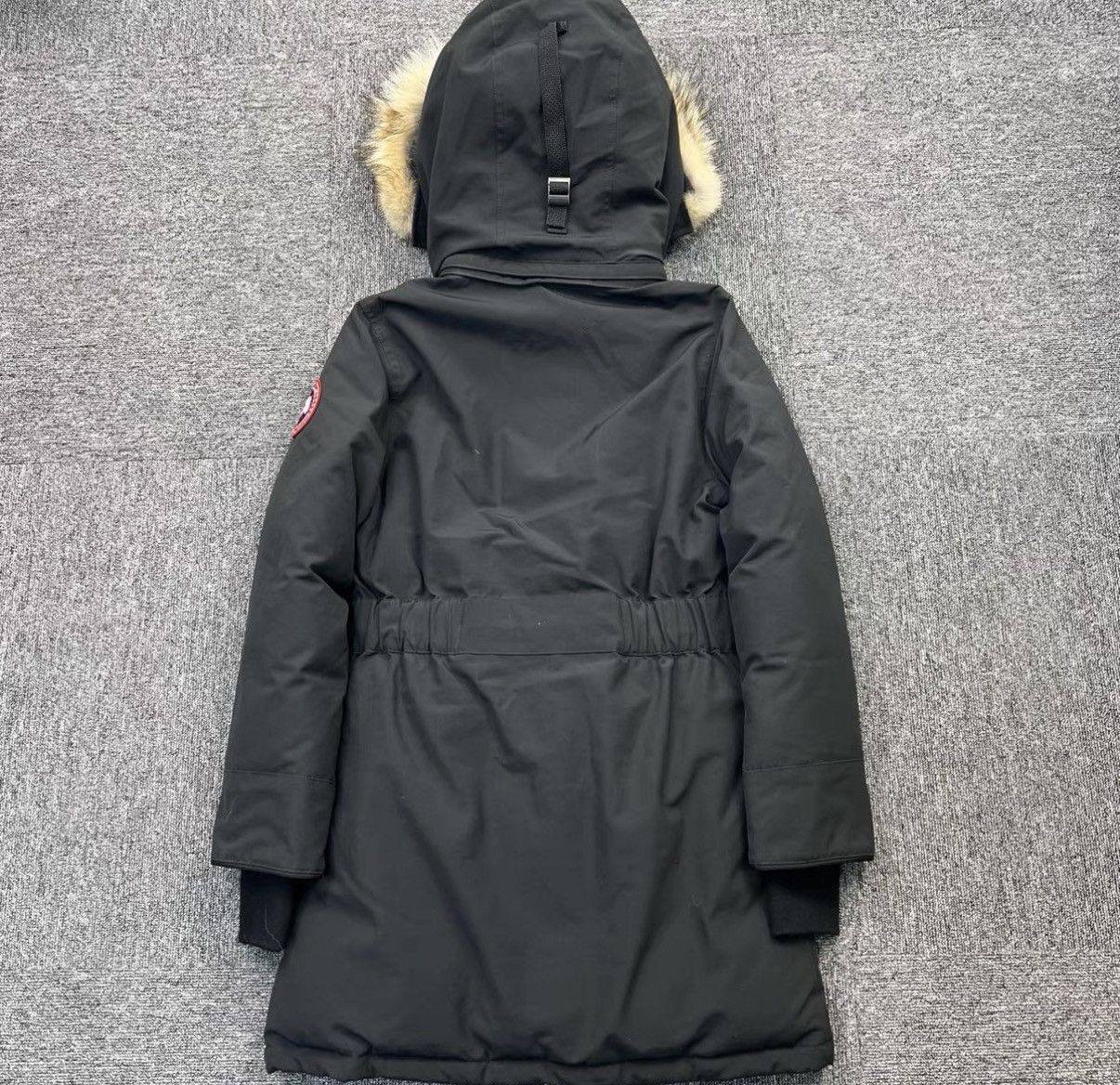 Canada Goose Canada Goose / Black Waist-Tie Parka Down Jacket K12 Size XS / US 0-2 / IT 36-38 - 2 Thumbnail