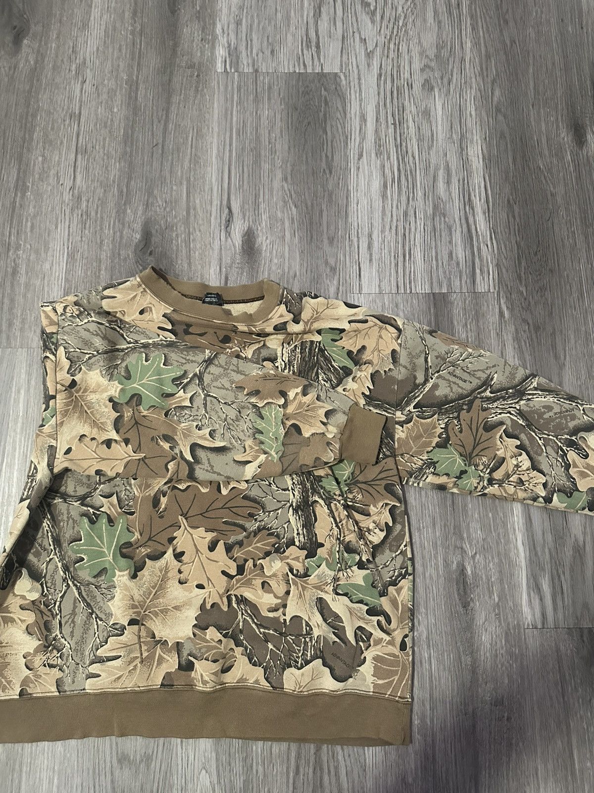 Vintage Vintage camo crewneck Size US L / EU 52-54 / 3 - 4 Thumbnail