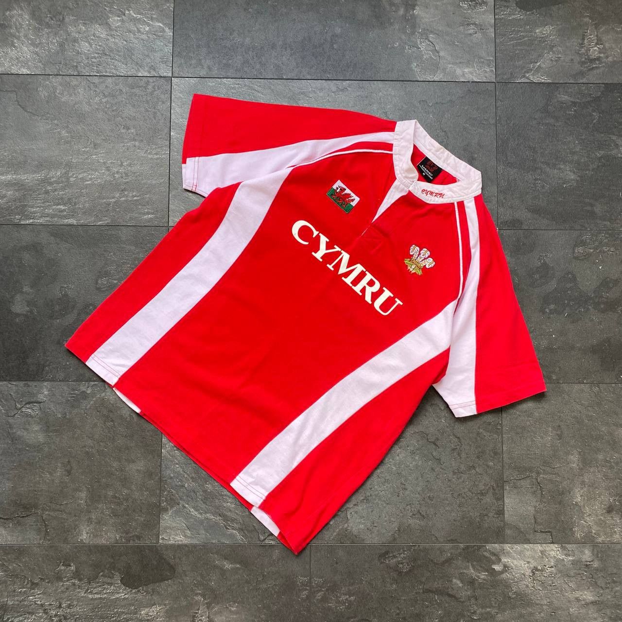 Vintage Vintage Wales WRU cymru rare rugby jersey Size US M / EU 48-50 / 2 - 1 Thumbnail