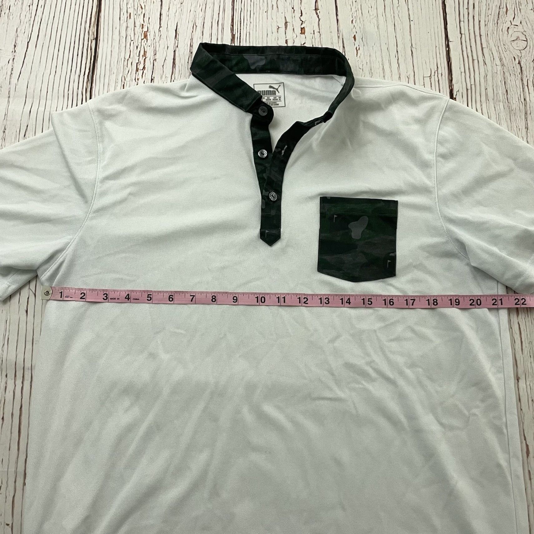 Puma PUMA Short Sleeve Golf Polo Shirt Men L White Green Pocket Camo Button-Up Shirt Size US L / EU 52-54 / 3 - 5 Thumbnail