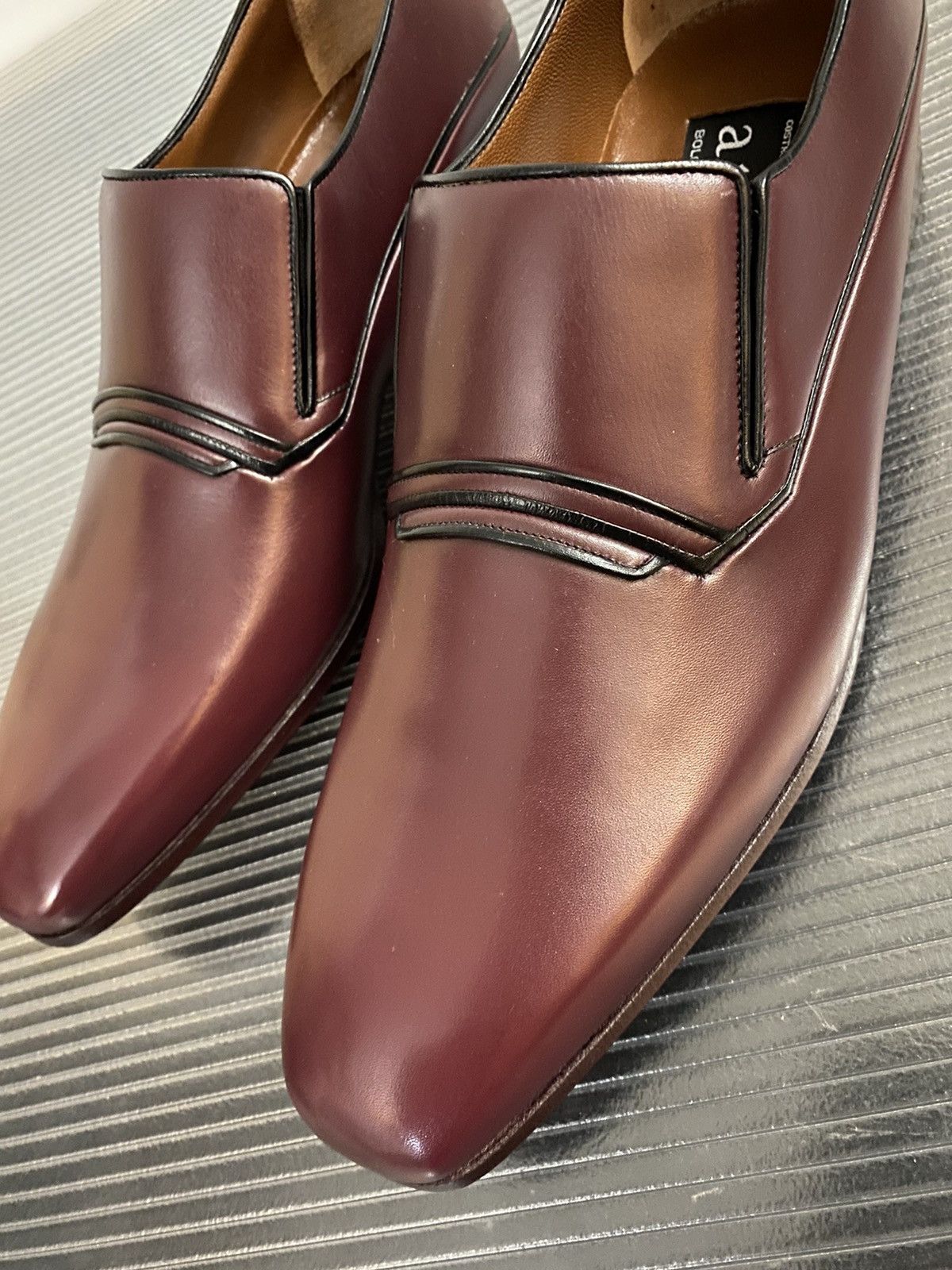 Testoni a.testoni 🇮🇹 wine de luxe leather piped vamp slip on 7 NEW Size US 7 / EU 40 - 1 Thumbnail