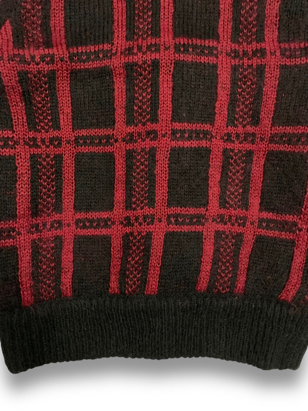 Japanese Brand Vintage Japanese Brand Wool Plaid Checked Oversized Sweater Size L / US 10 / IT 46 - 12 Thumbnail
