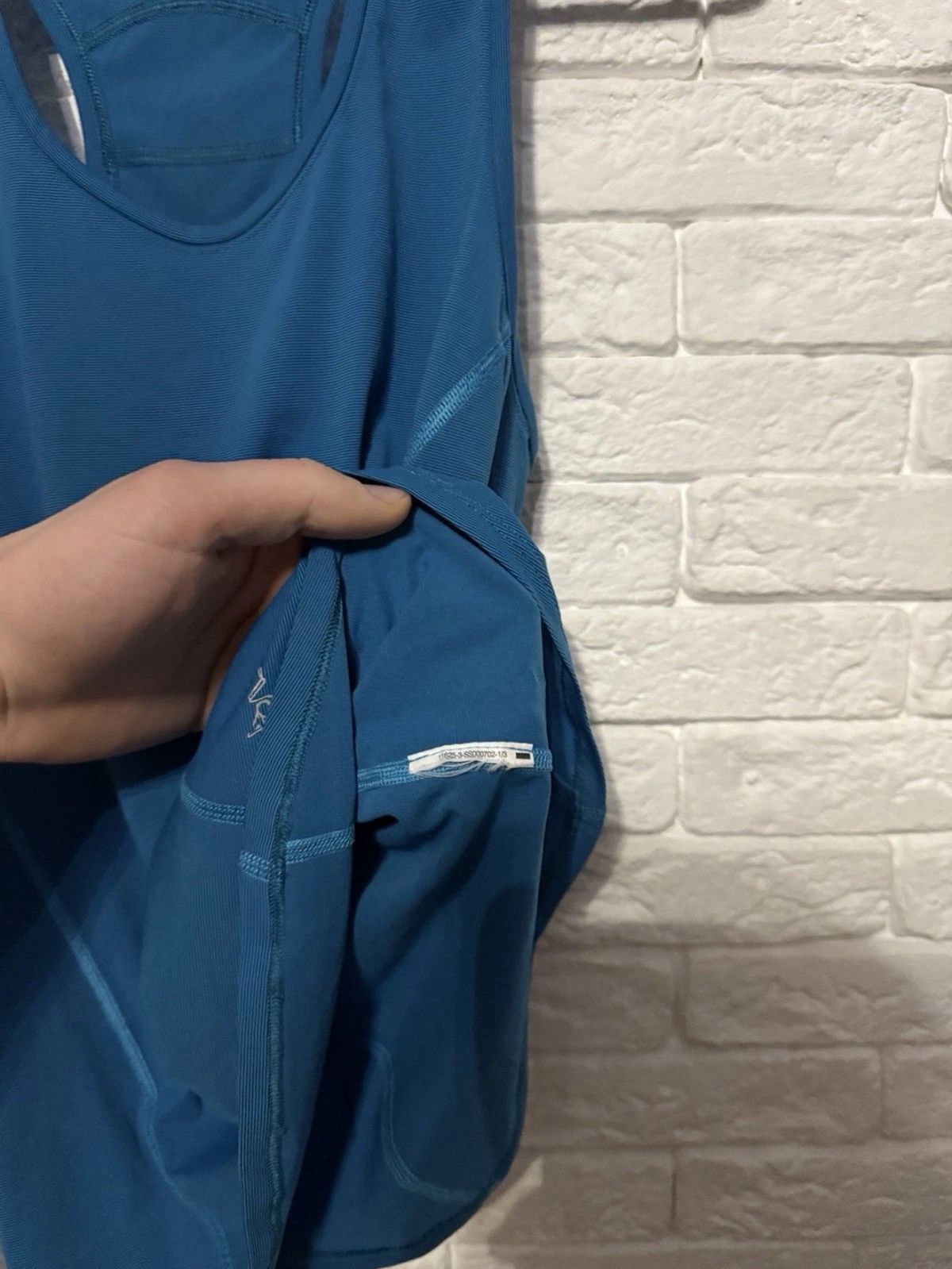 Arc'teryx Arcteryx Men`s Blue Tank Reflective Logo Sz S Size US S / EU 44-46 / 1 - 5 Thumbnail