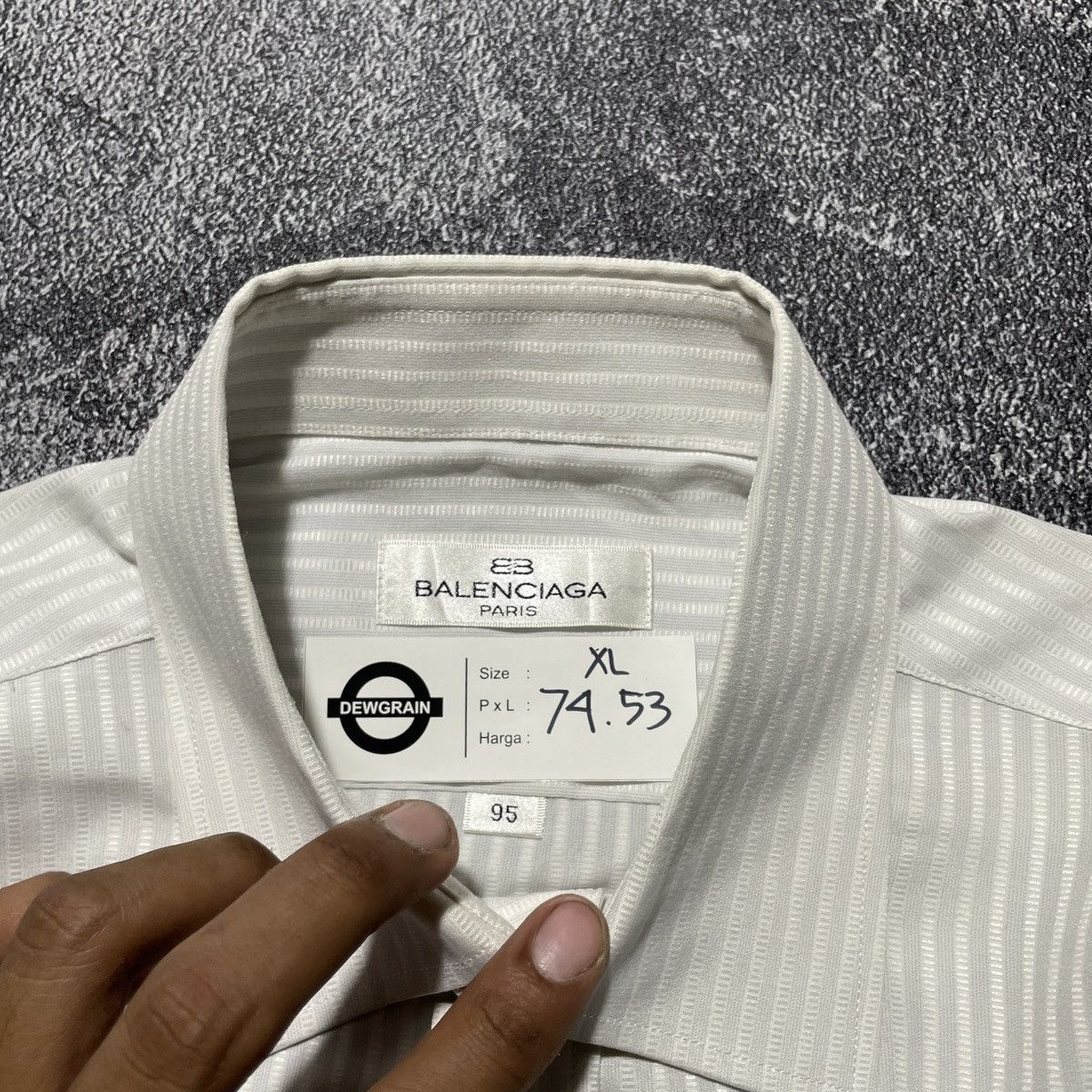 Balenciaga Vintage Balenciaga Shirts BB Embroidered Size US L / EU 52-54 / 3 - 4 Thumbnail