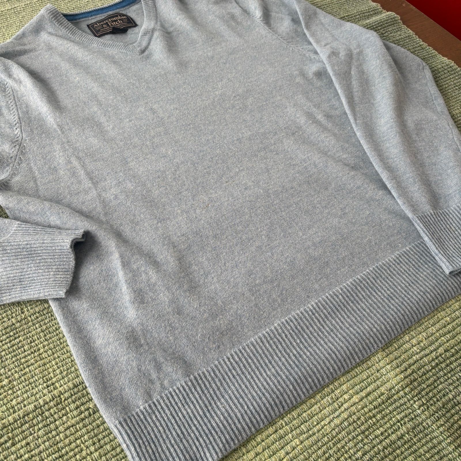 Abercrombie & Fitch Vintage Y2K Abercrombie & Fitch Blue Lambswool Sweater Sz XL Size US XL / EU 56 / 4 - 4 Thumbnail