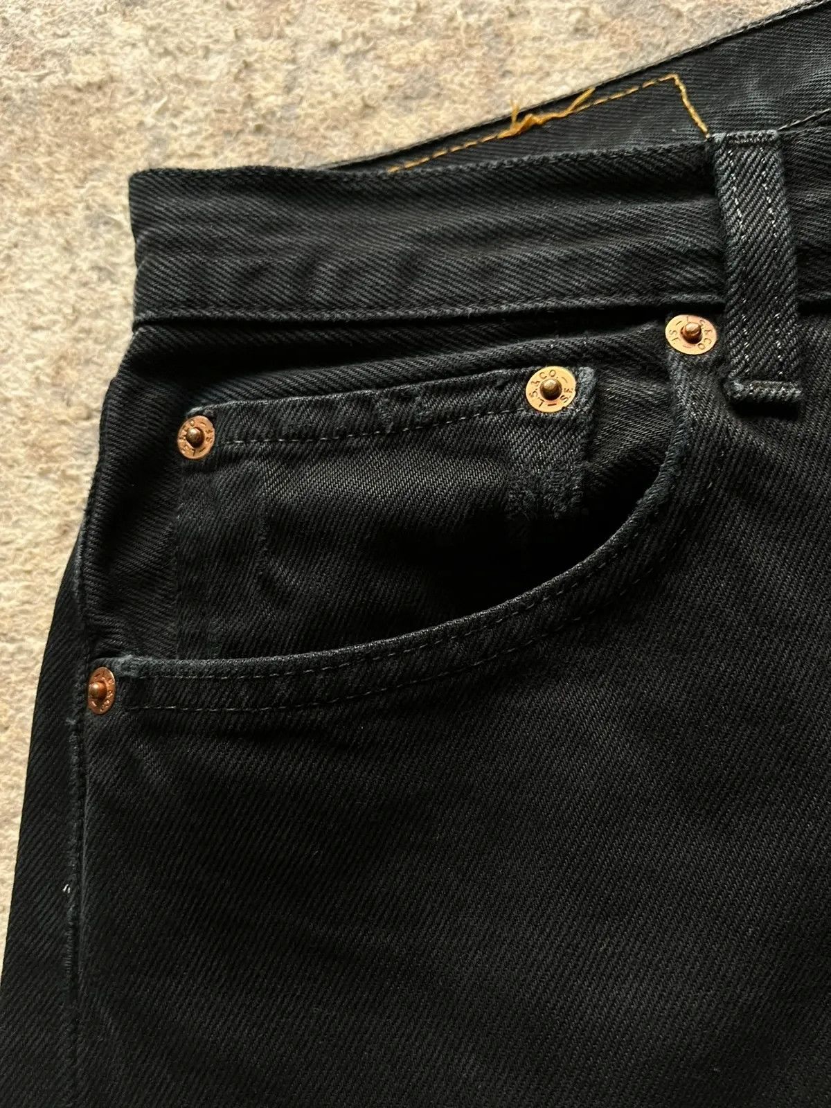 Levi's Levi's 501 Sz W 32 L 32 Black Denim Jeans Rare Size US 34 / EU 50 - 4 Thumbnail