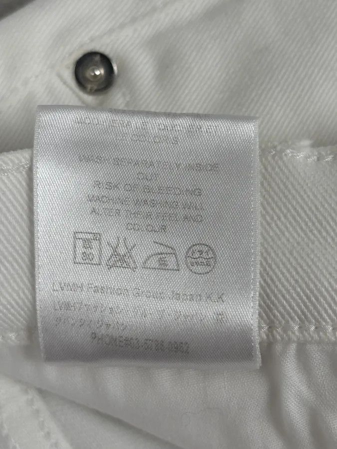 Givenchy 2010s Givenchy White Distressed Denim Jeans Size US 32 / EU 48 - 13 Thumbnail