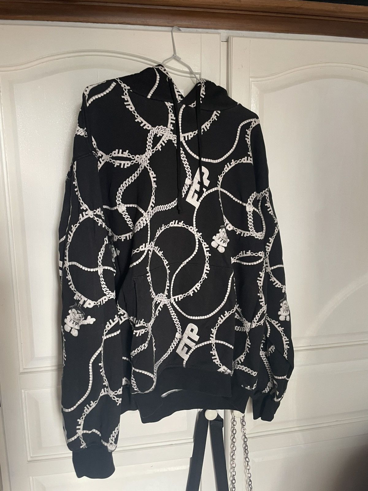 Fuck The Population FTP CHAINED HOODIE Size US XL / EU 56 / 4 - 1 Thumbnail