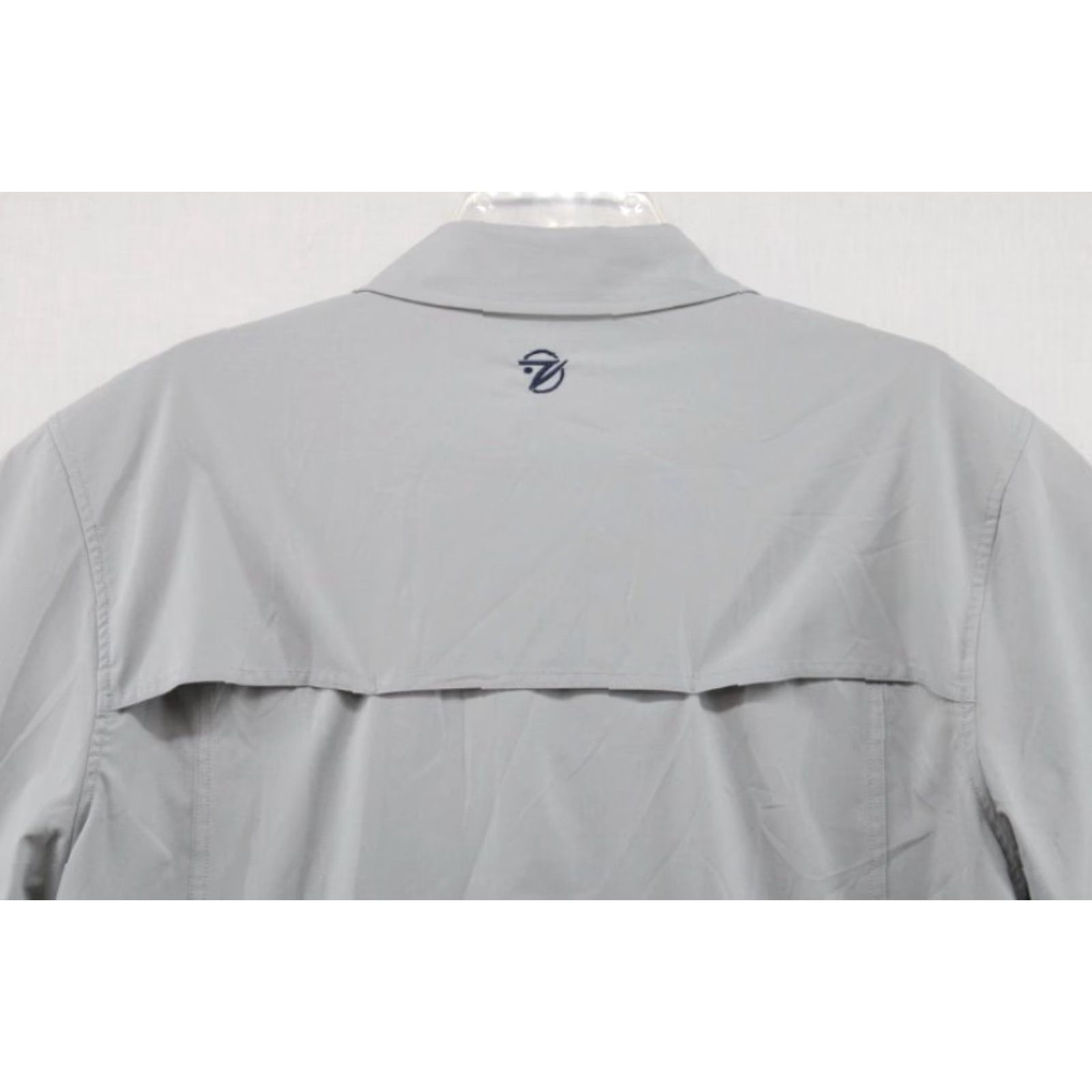 Vintage Gillz Fishing Tech Shirt Mens M Gray Vented Short Sleeve Button-Up Casual Shirt Size US M / EU 48-50 / 2 - 7 Thumbnail