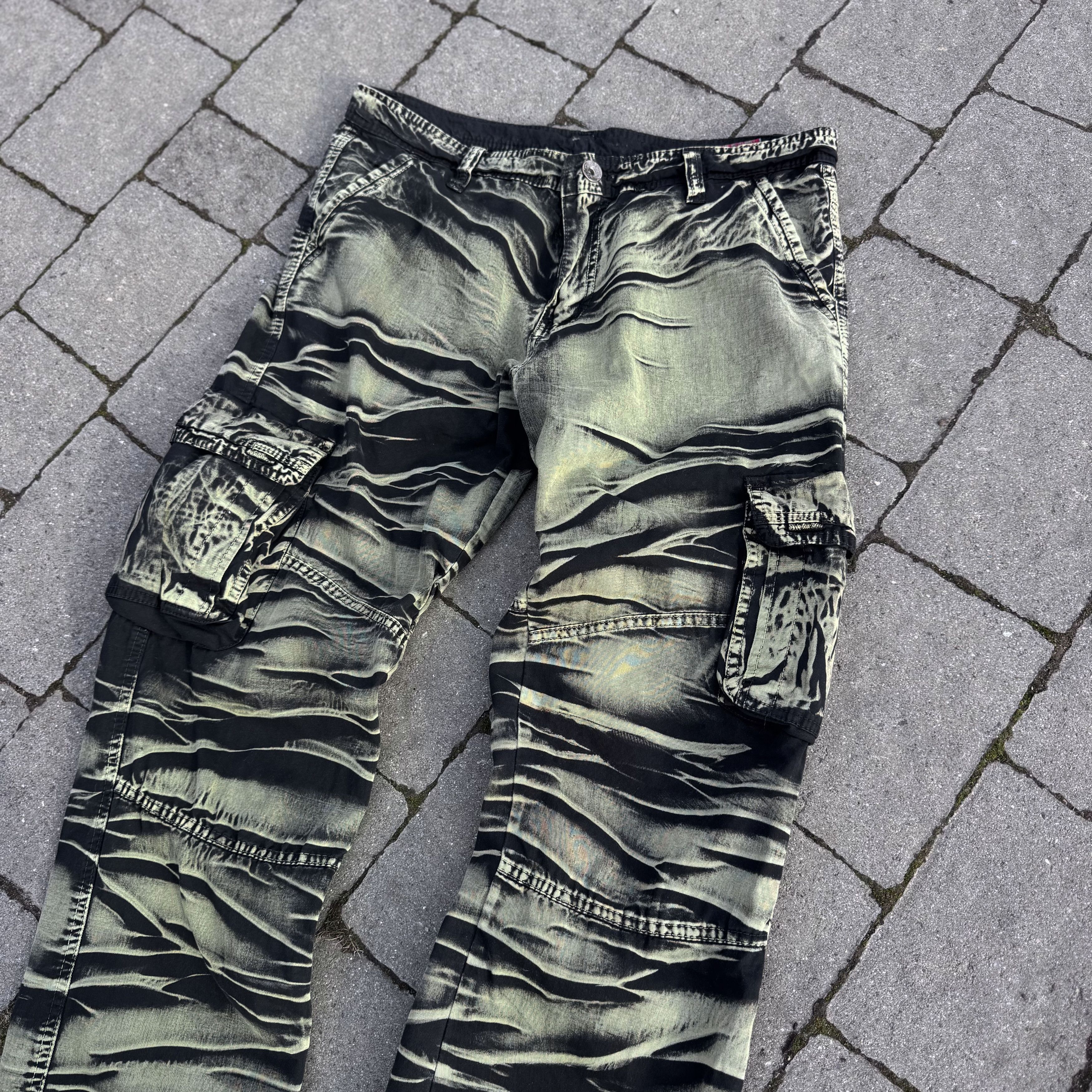 Realtree Vintage "camo" patern cargo pants size 36 Size US 36 / EU 52 - 2 Thumbnail