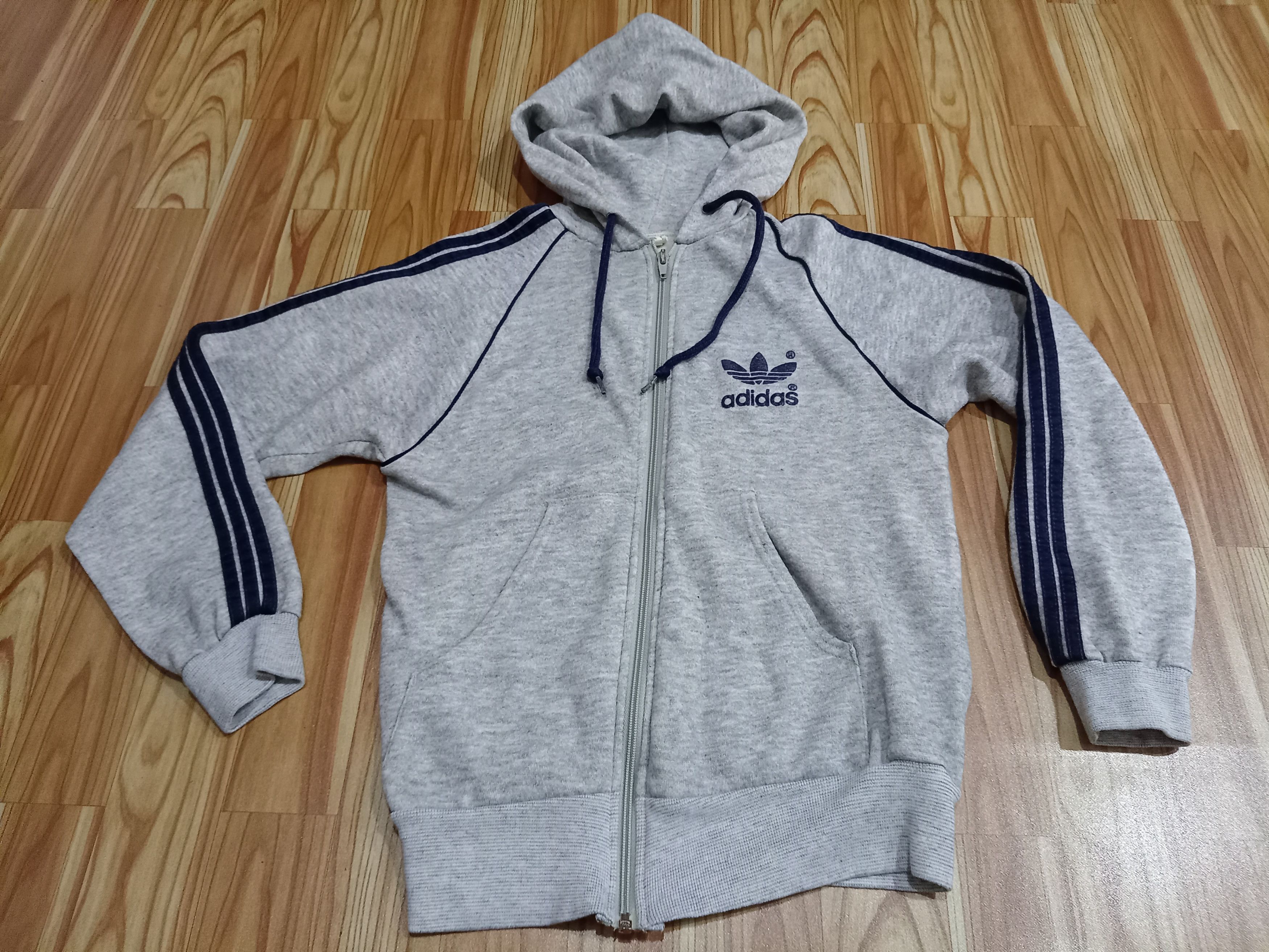 Adidas × Vintage Rare Adidas Trefoil USA hoodie sweatshirt Size US S / EU 44-46 / 1 - 1 Thumbnail