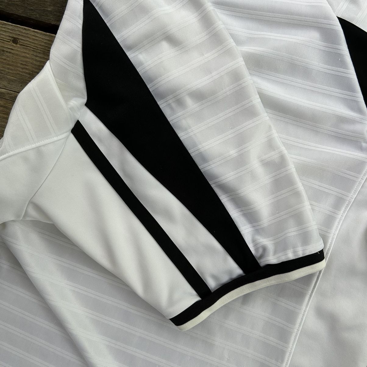 Nike Vintage Nike Team Mocha Brown Swoosh Nike Soccer Jersey Size 42 - 10 Thumbnail