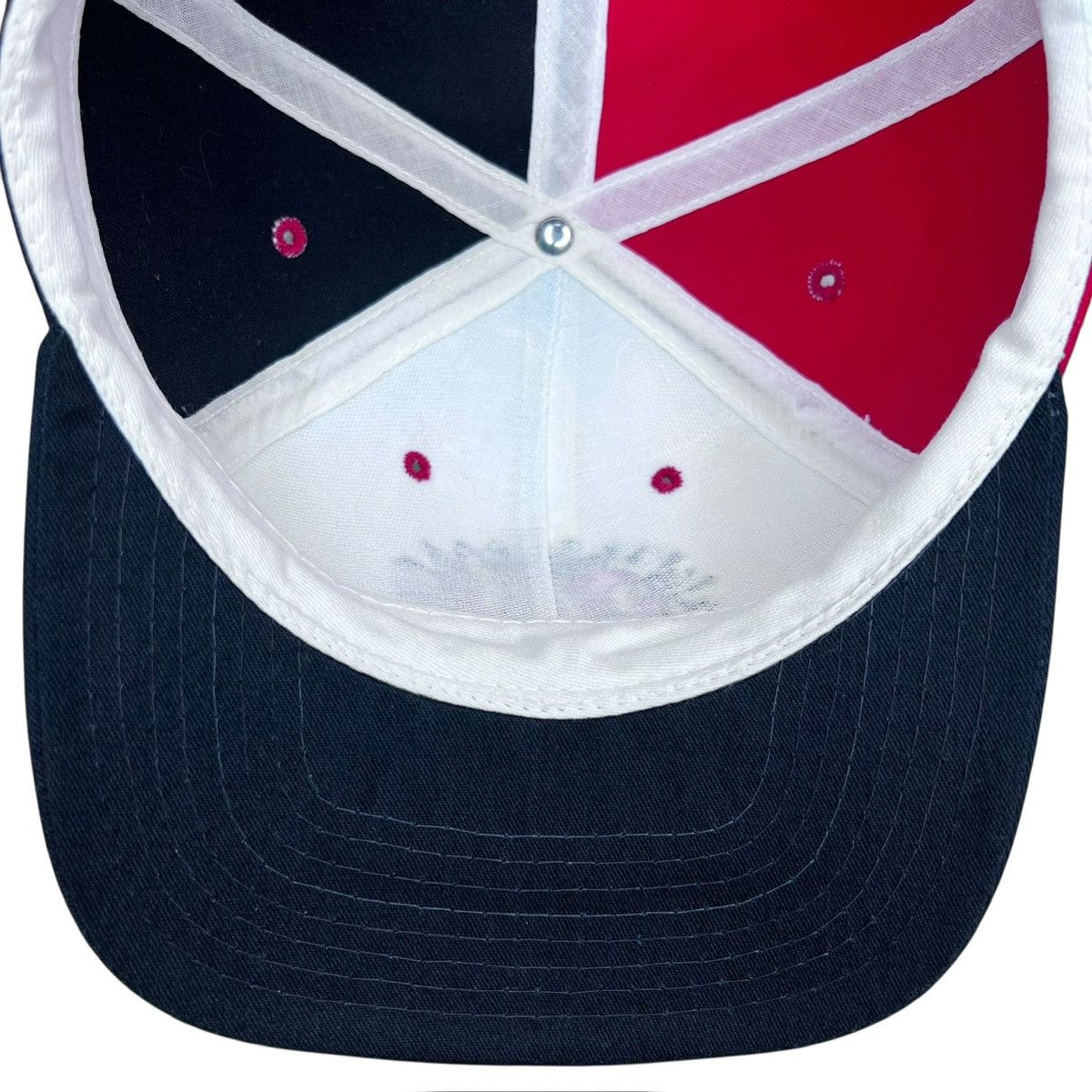 Warner Bros 1993 Animaniacs Warner Bros Color Block Embroidered Snapback Size ONE SIZE - 12 Thumbnail