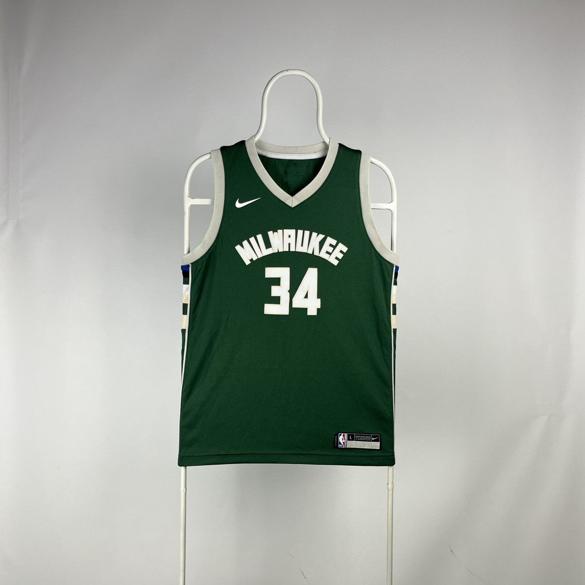Nike Nike Milwaukee Bucks NBA jersey Antetokounmpo 30 young Size US S / EU 44-46 / 1 - 1 Thumbnail