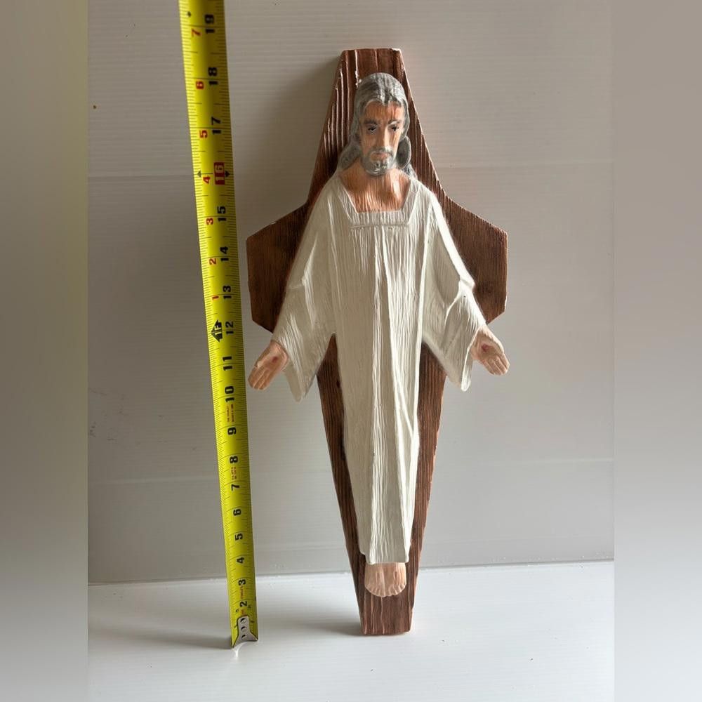 Designer Large Vintage Crucifix Cross Jesus King Risen Robed Size ONE SIZE - 2 Thumbnail