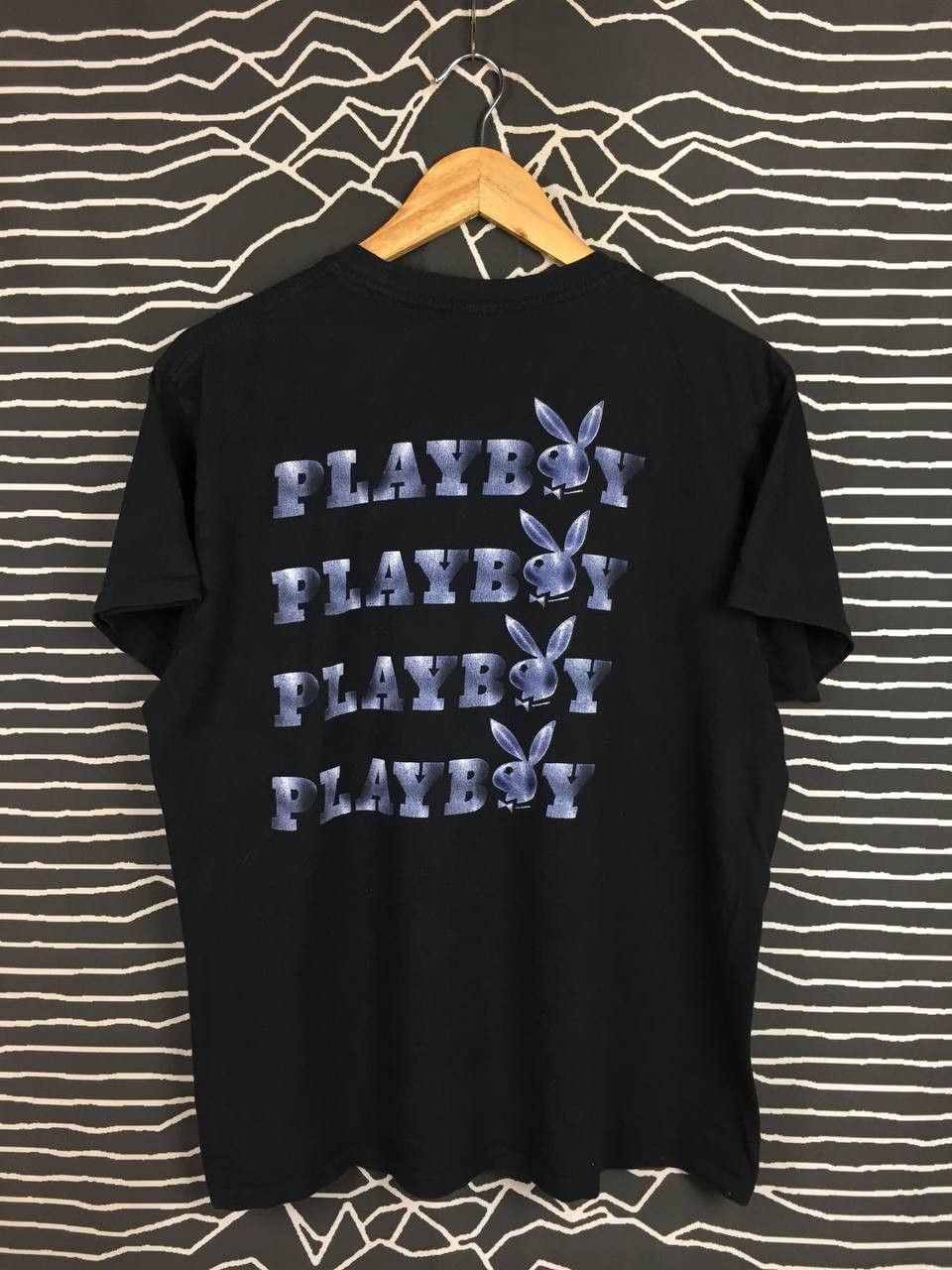 Playboy Playboy Bunny Logo Vintage Style Streetwear Tee Size US L / EU 52-54 / 3 - 1 Thumbnail
