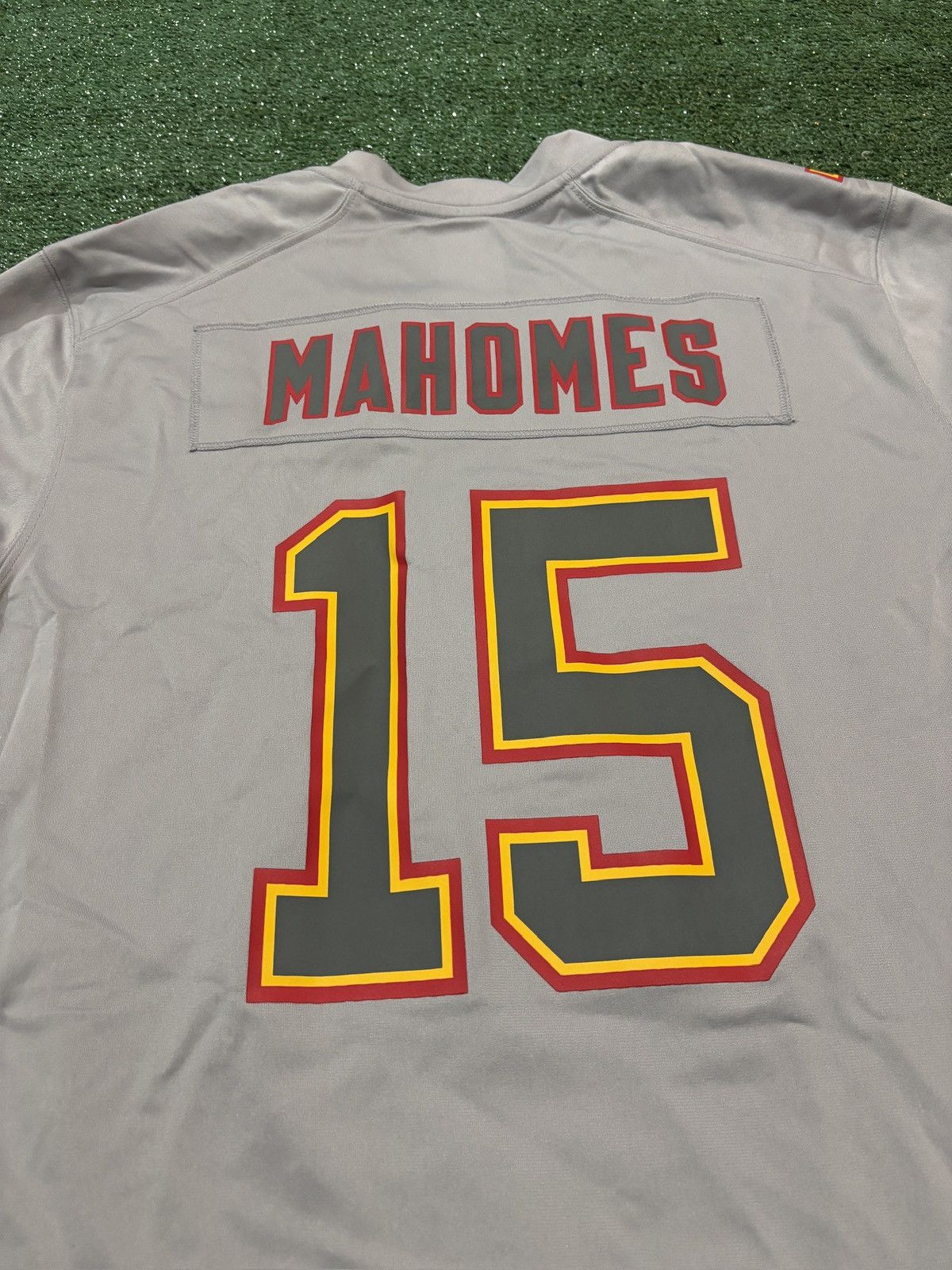 Nike Nike Patrick Mahomes Kansas City Chiefs SB LVII Jersey Size US L / EU 52-54 / 3 - 7 Thumbnail