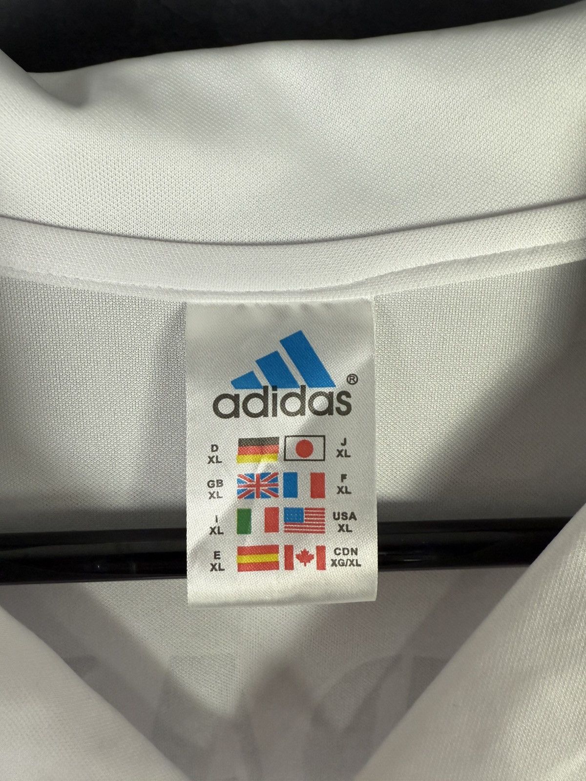 Adidas Zidane Real Madrid 2002 Longsleeve Football Tee Shirt Size US XL / EU 56 / 4 - 11 Thumbnail