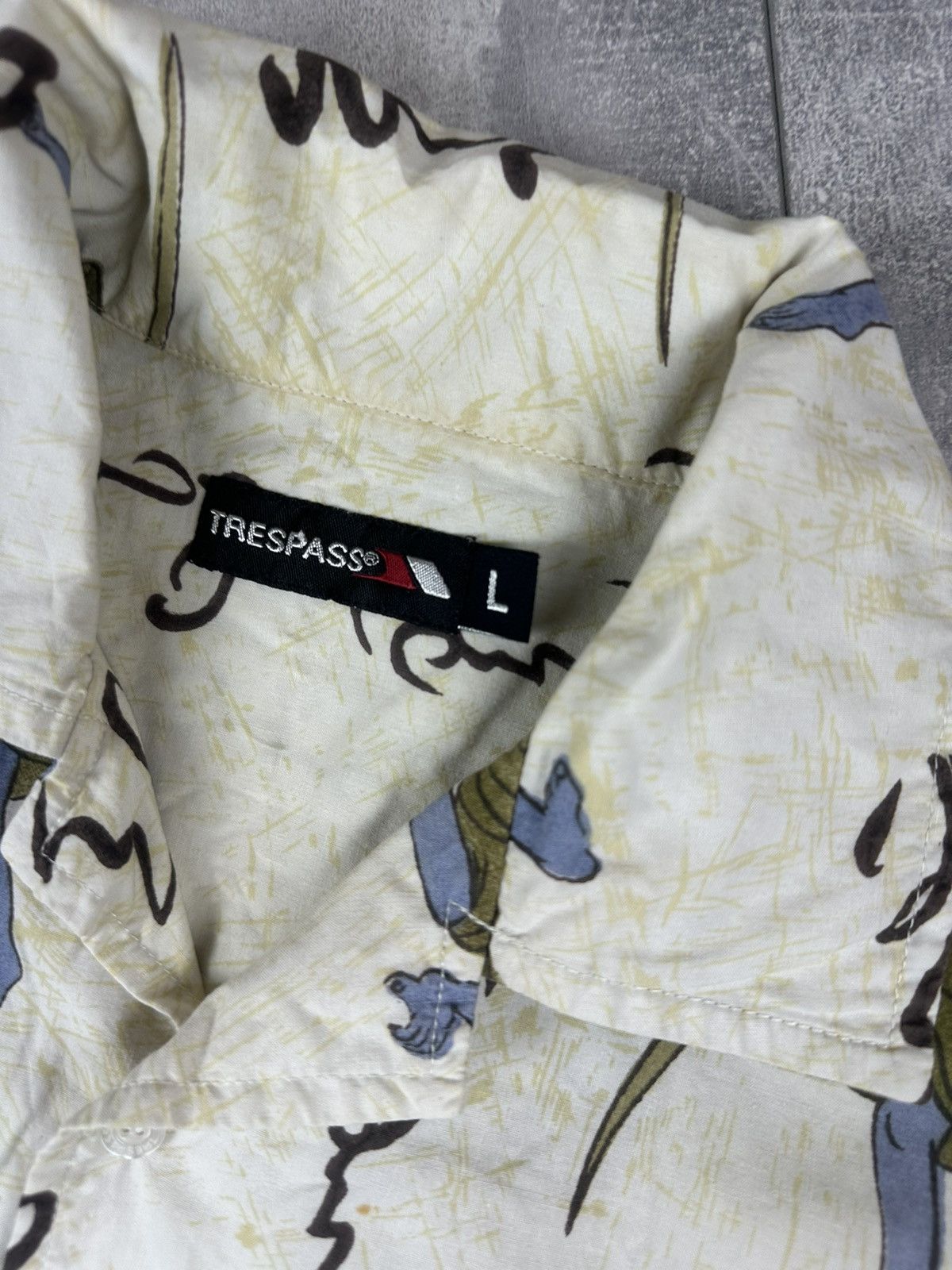 Other Trespass Japanese Crazy Outdoor Shirt Button Up Size US L / EU 52-54 / 3 - 5 Thumbnail