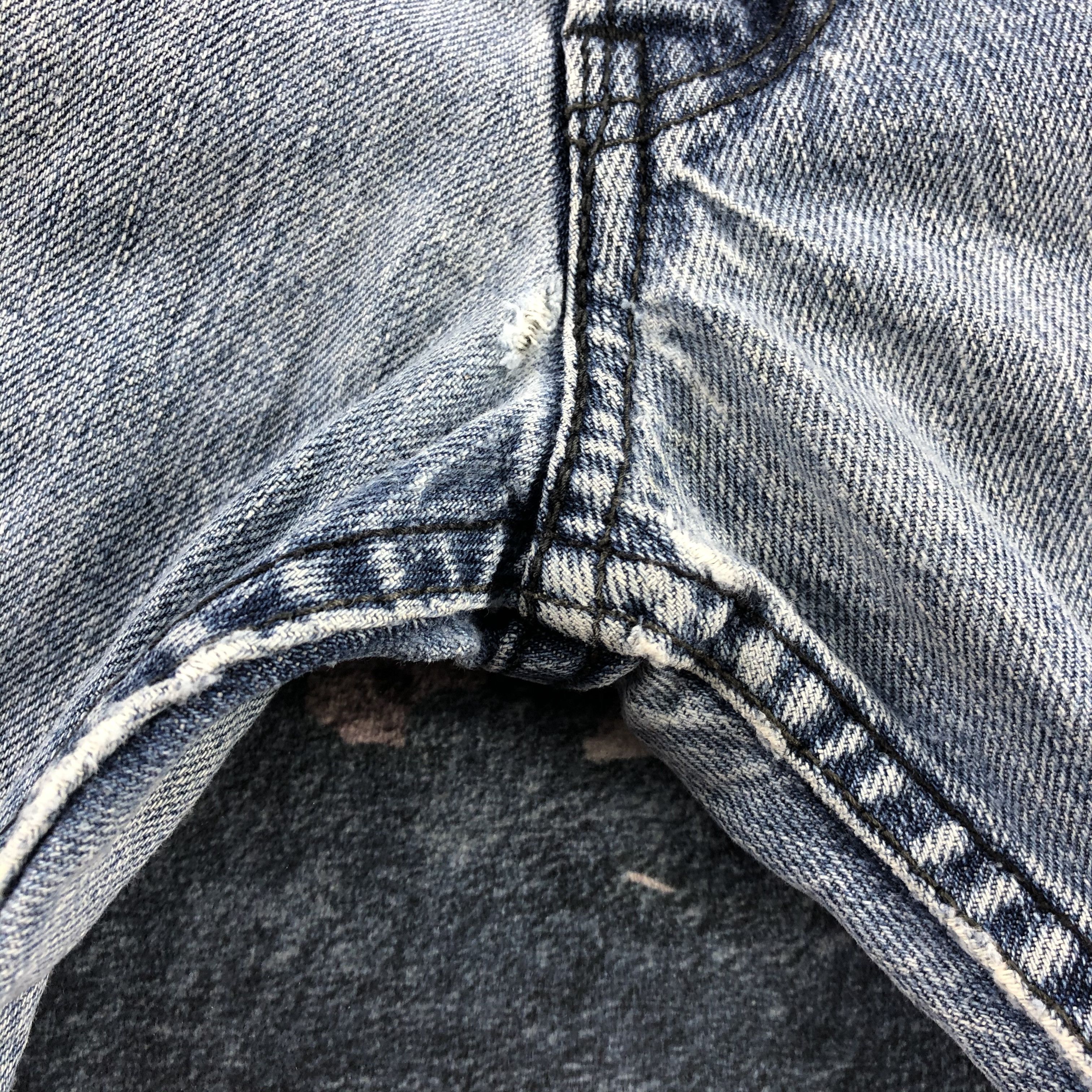 Levi's × Vintage Vintage Blue Wash Levis 514 Jeans-JM2962 Size US 31 - 10 Thumbnail