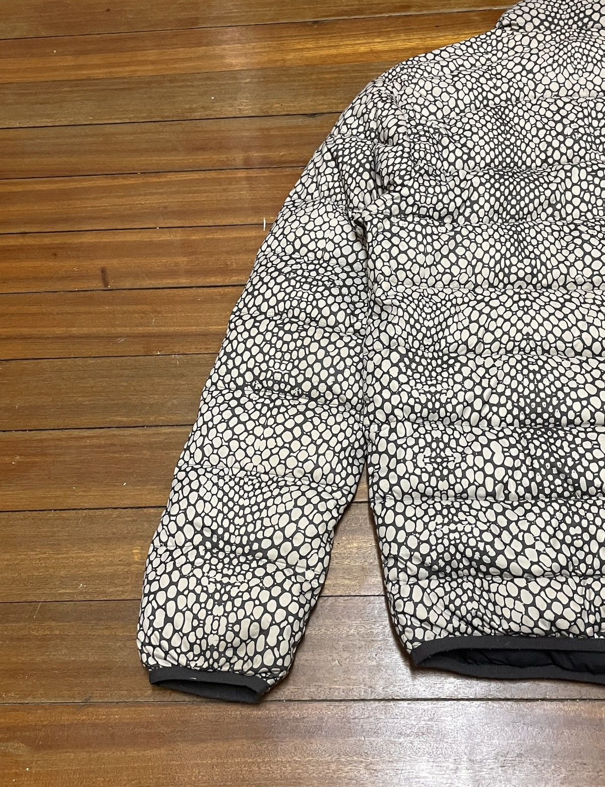 Nike Rare Vintage Nike Kobe Bryant Vino Snakeskin Puffer 2000s Size US L / EU 52-54 / 3 - 7 Thumbnail