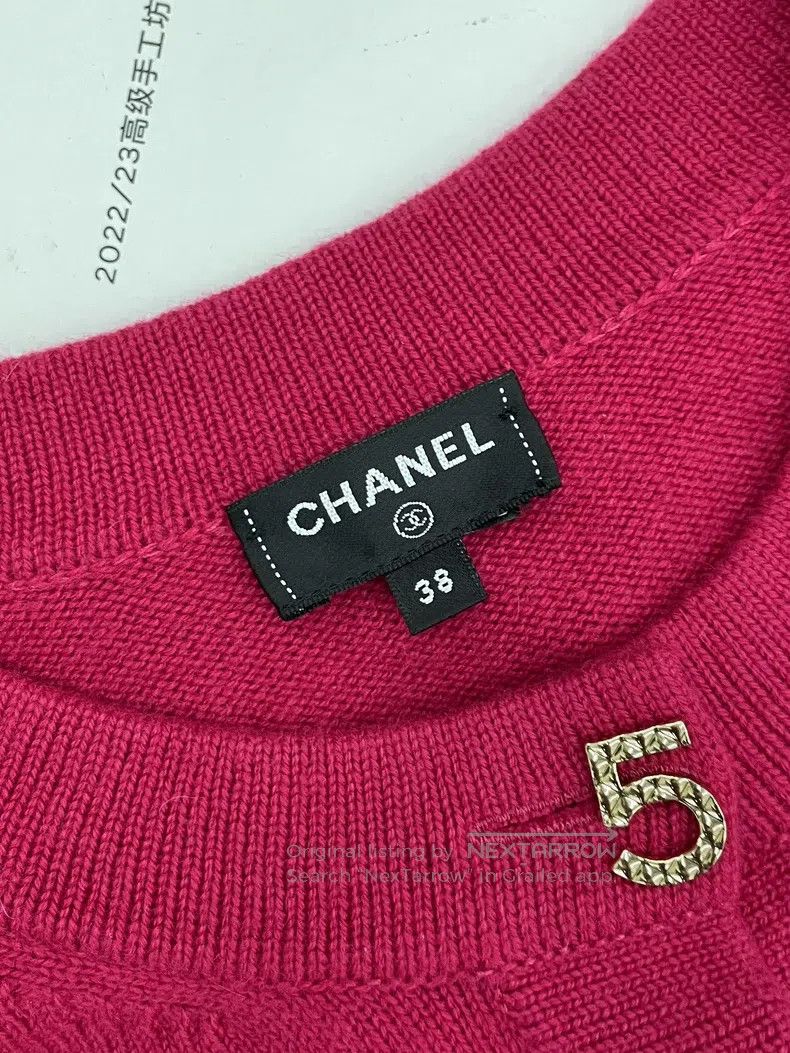Chanel Chanel Rose-red multi-element button cashmere cardigan jac Size XS / US 0-2 / IT 36-38 - 4 Thumbnail